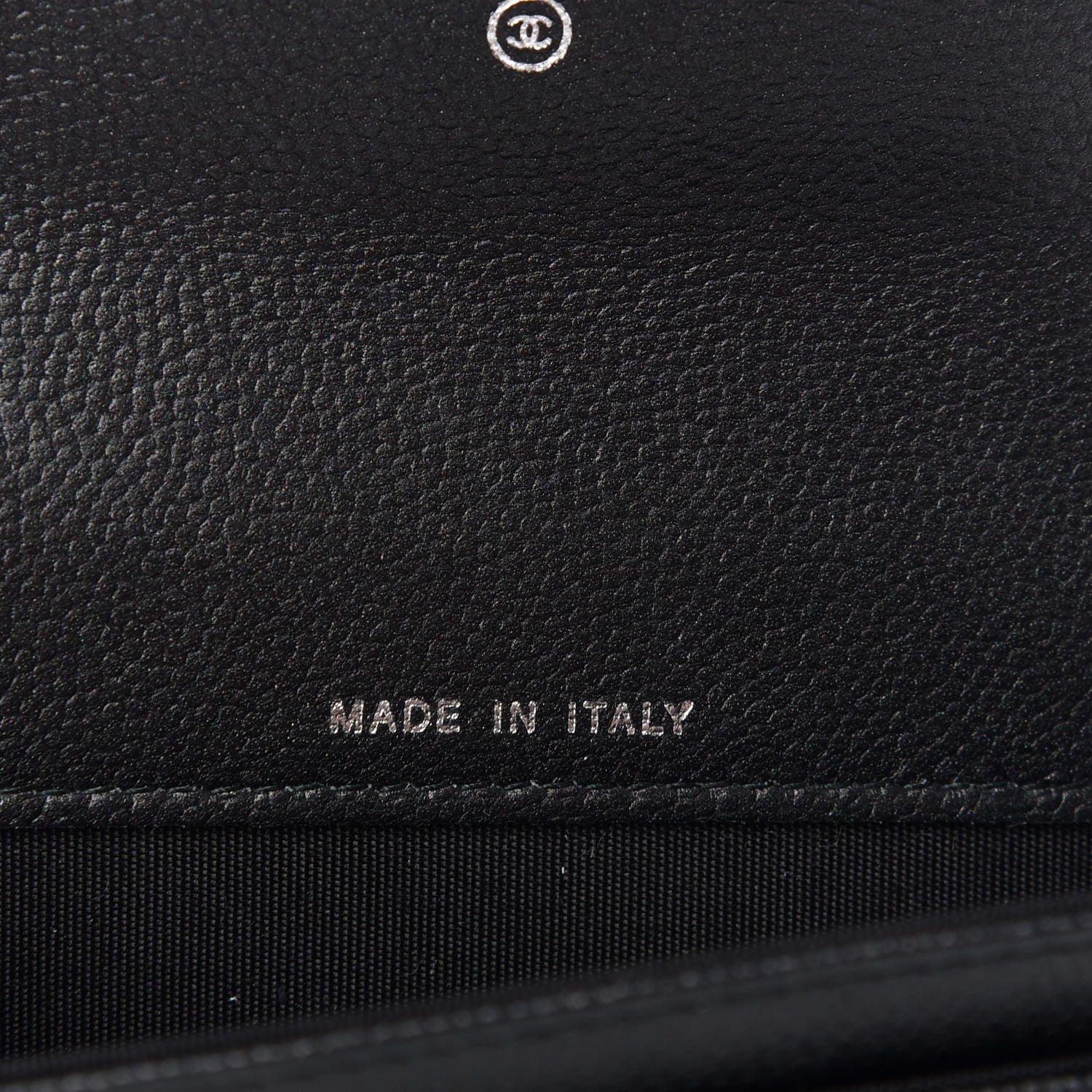 Chanel Caviar Quilted Boy Flap Card Holder So Black 7 of 8