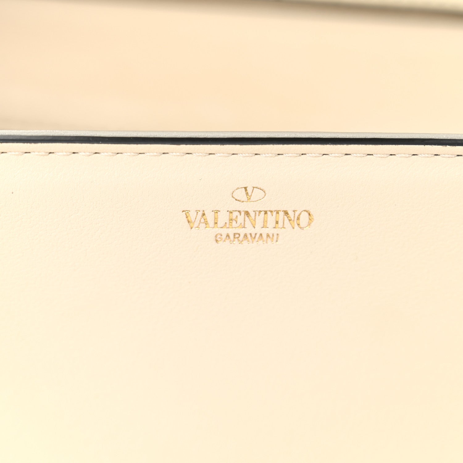 Valentino Garavani Calfskin Vlogo Loco Shoulder Bag Light Ivory 6 of 10