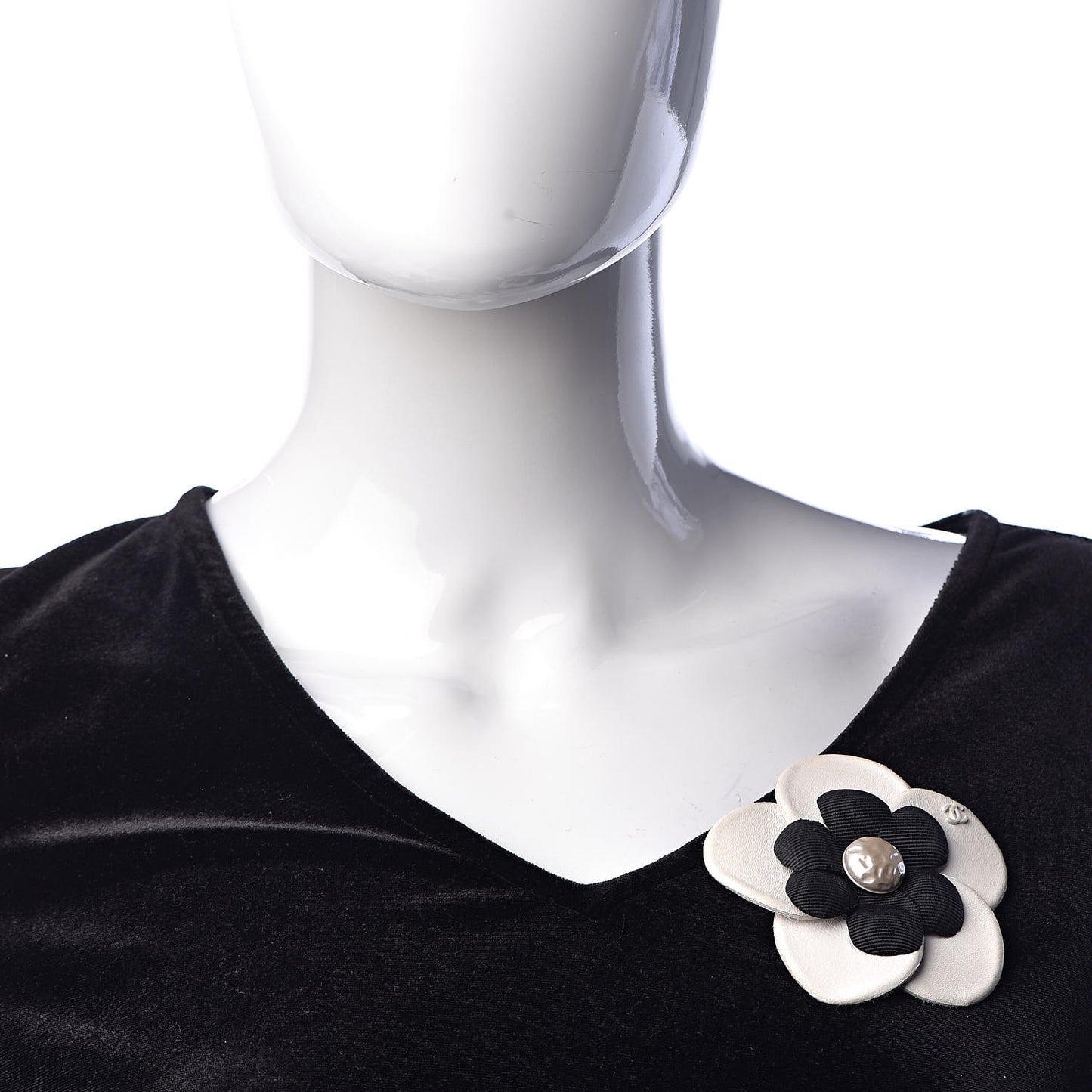 Lambskin Grosgrain Camellia Brooch Black White
