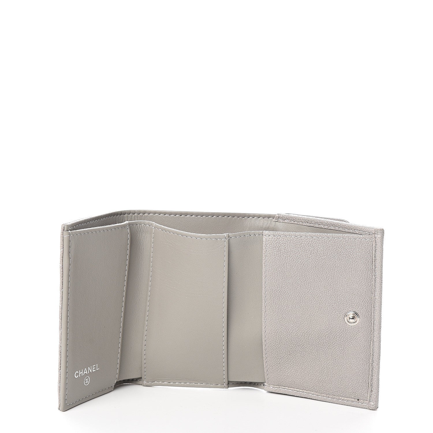 Chanel Iridescent Caviar Quilted Small Boy Flap Wallet Grey 4 of 8