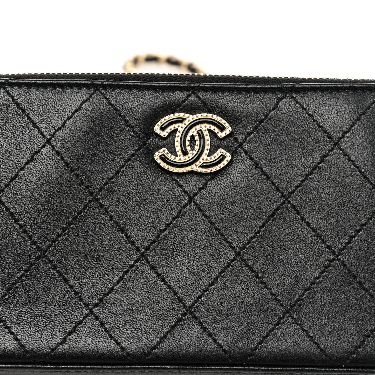 Goatskin Enamel Quilted Small Clutch With Chain Black