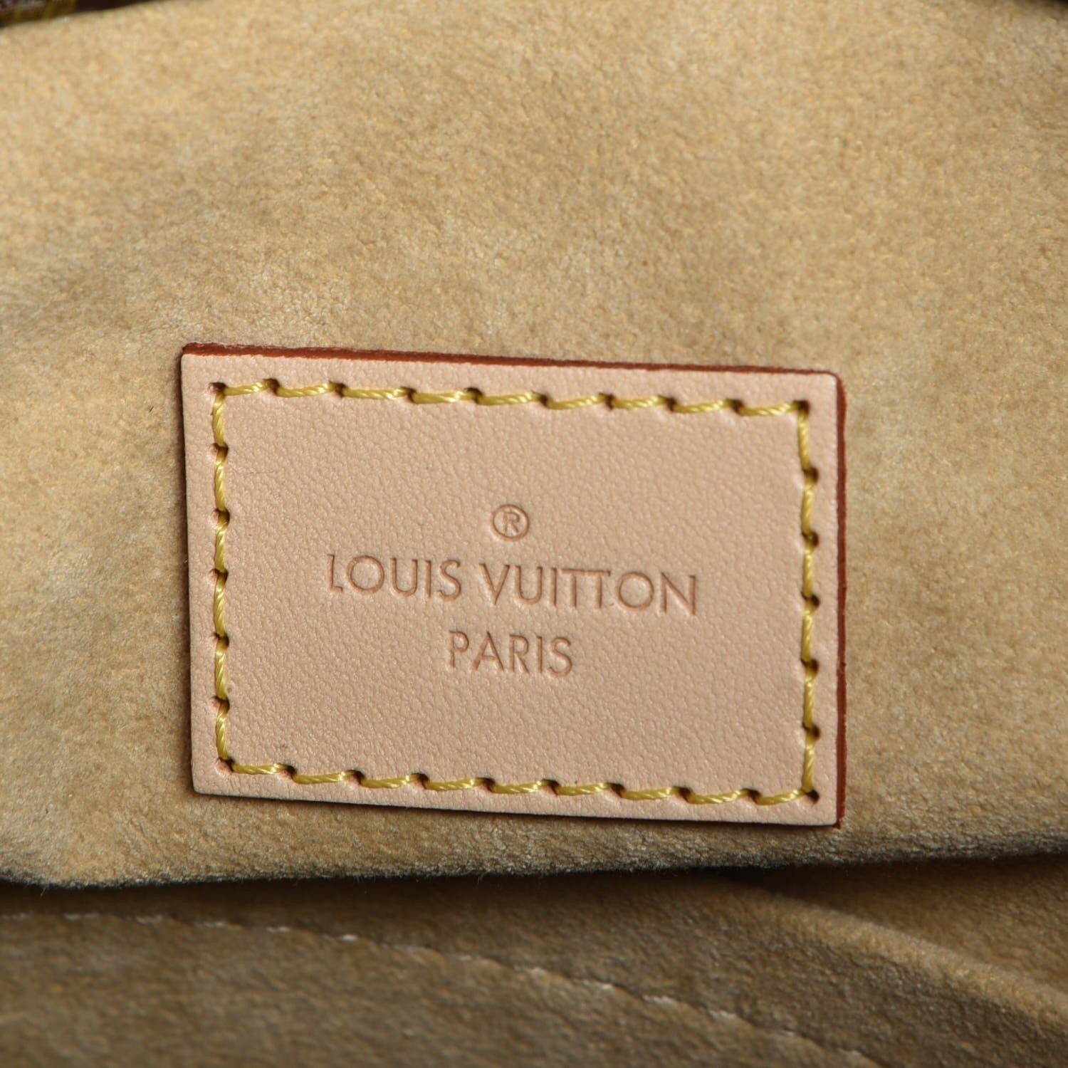 Louis Vuitton Monogram Artsy MM 7 of 10