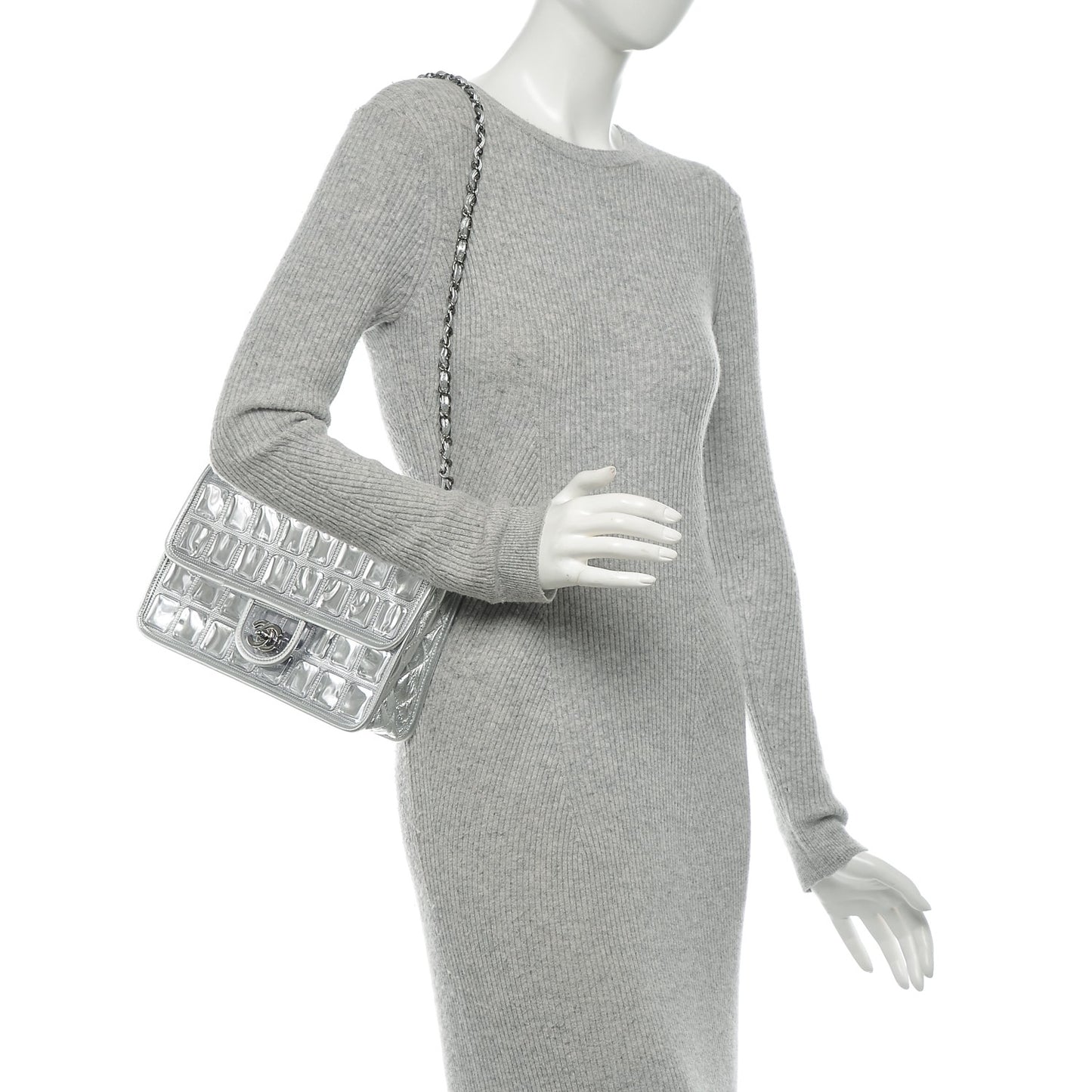 Vinyl Large Ice Cube Flap Silver