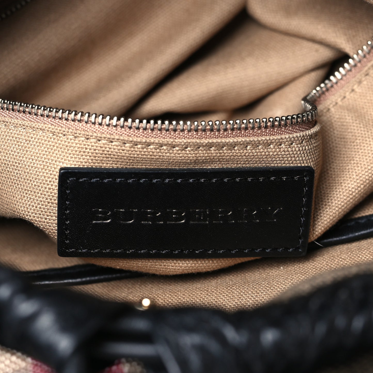 Grainy Calfskin Medium Susanna Hobo Black
