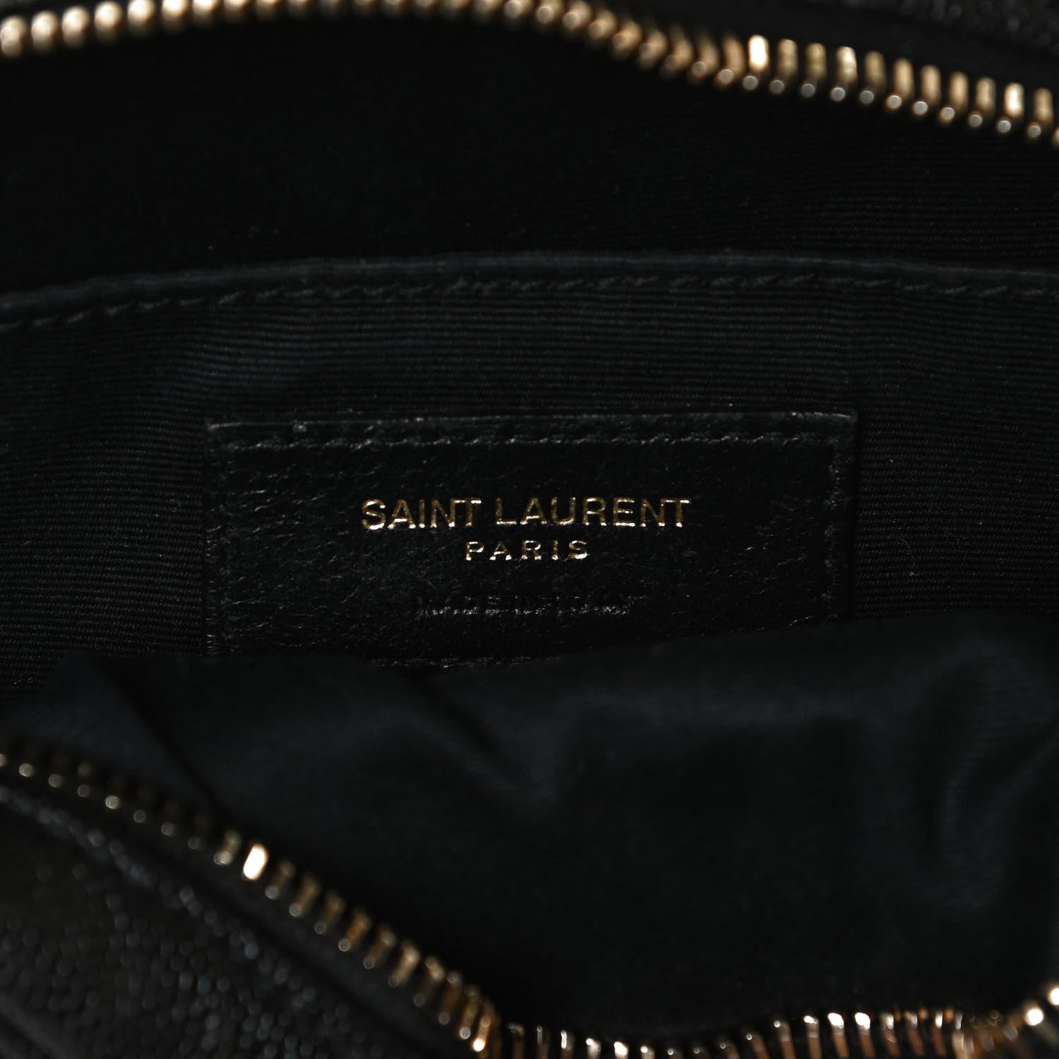 Saint Laurent Grain De Poudre Matelasse Chevron Quilted Round Vinyle Camera Bag Black 6 of 12