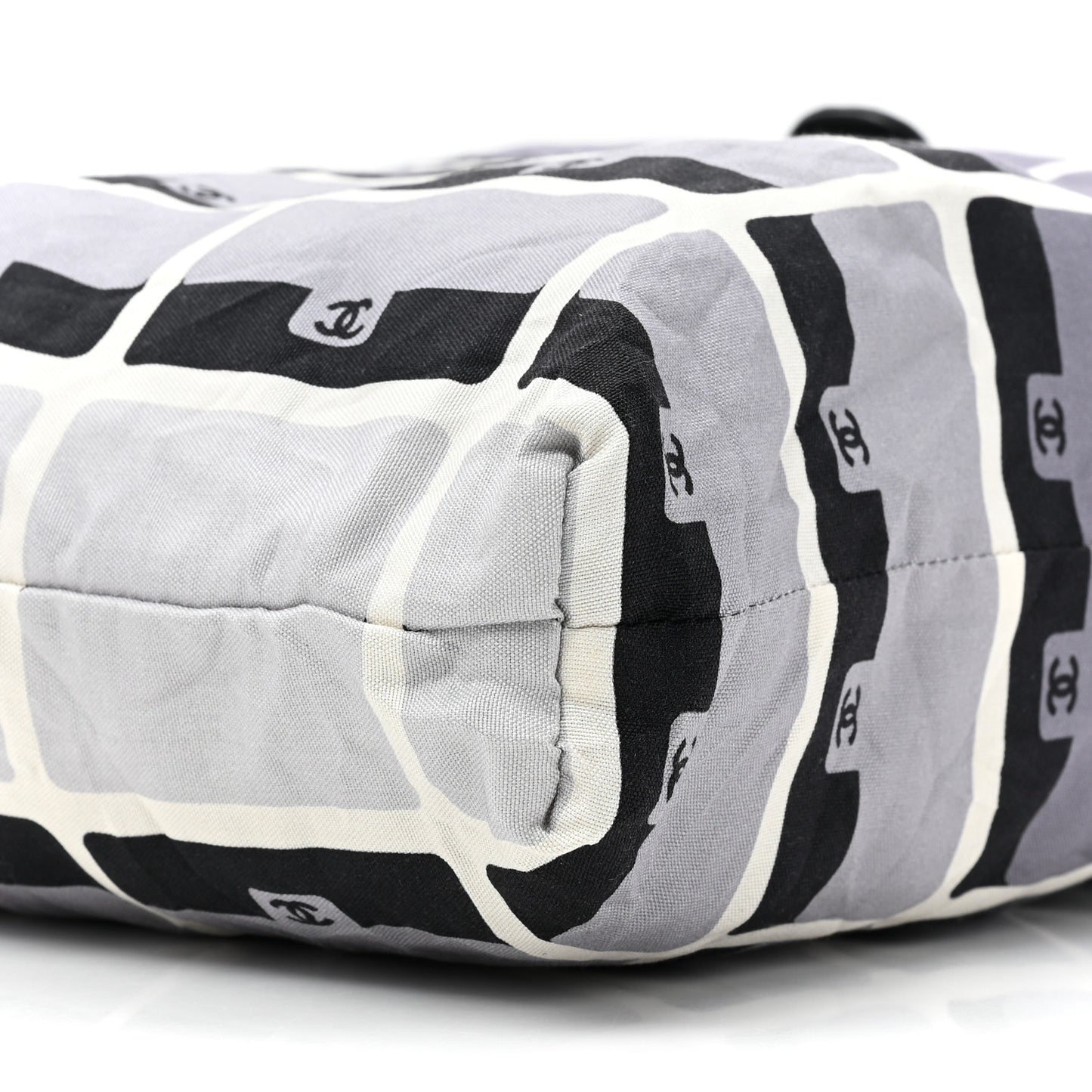 Jersey Fabric Quilted Foldable Tote With Chain Black Multicolor