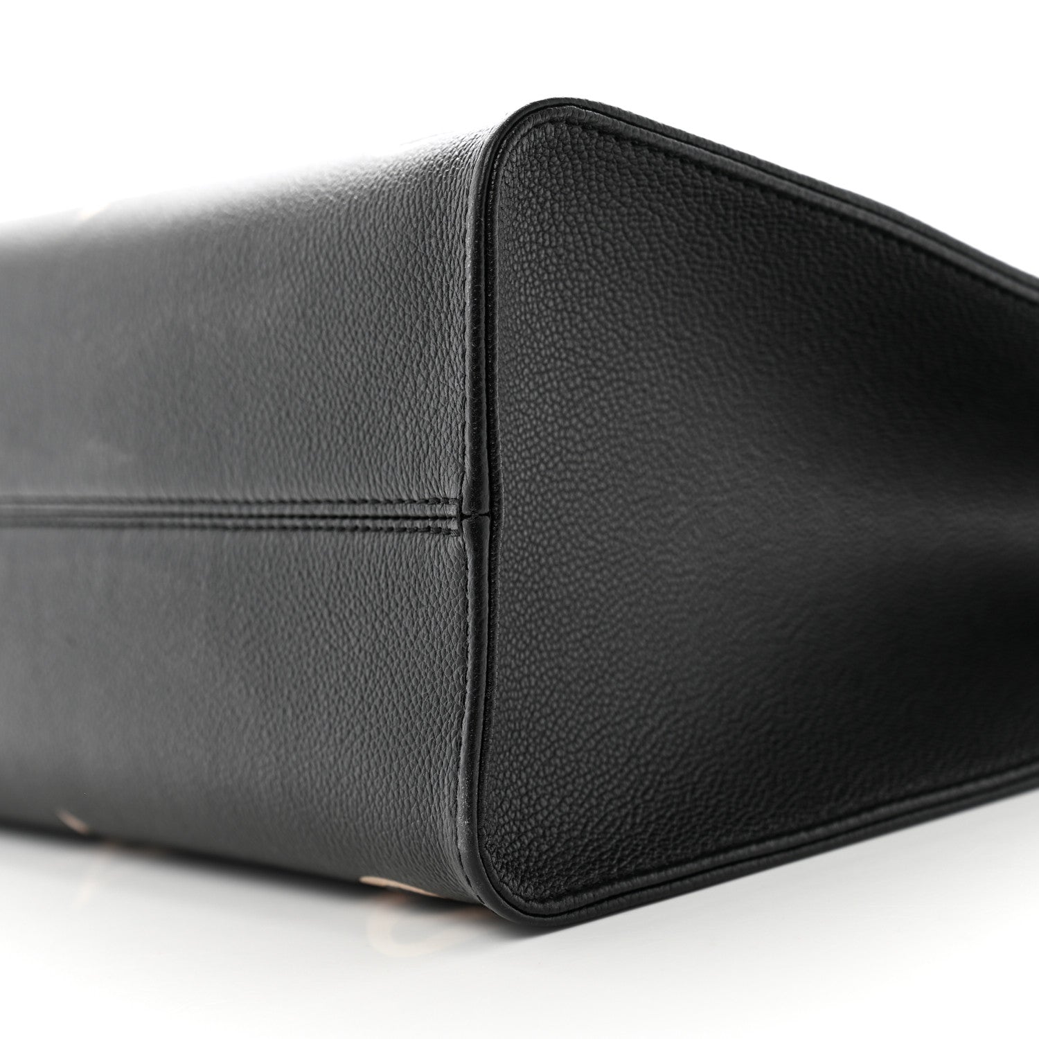 Louis Vuitton Empreinte Monogram Giant Onthego MM Black Beige 9 of 9