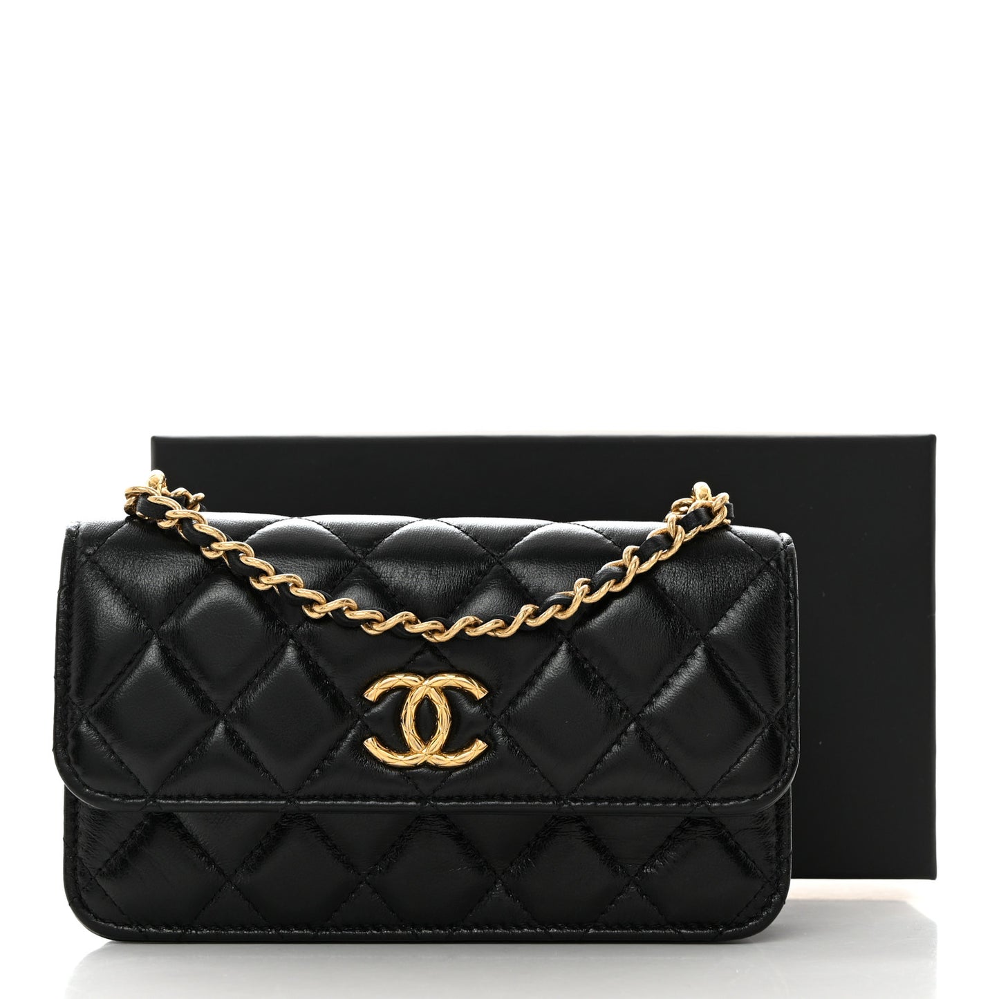 Lambskin Quilted Dynasty Flap Phone Holder With Chain Black