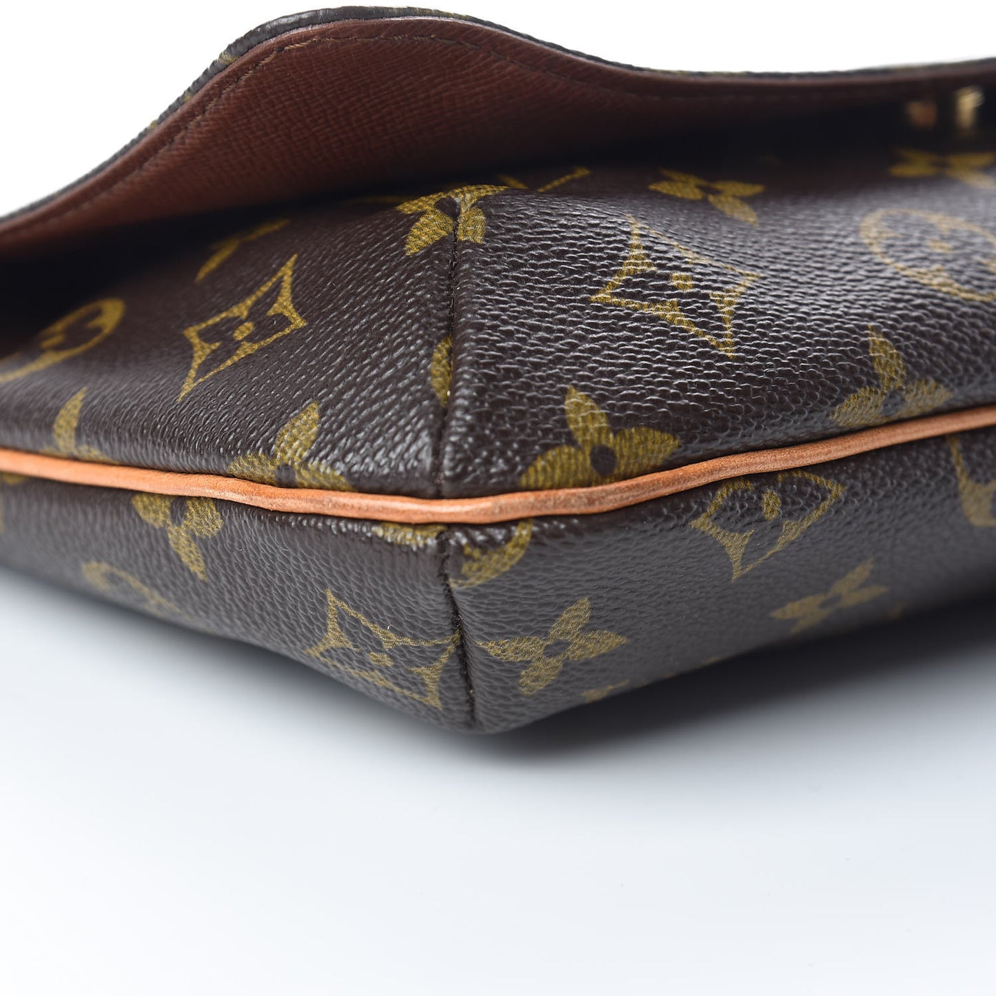 Monogram Musette Tango