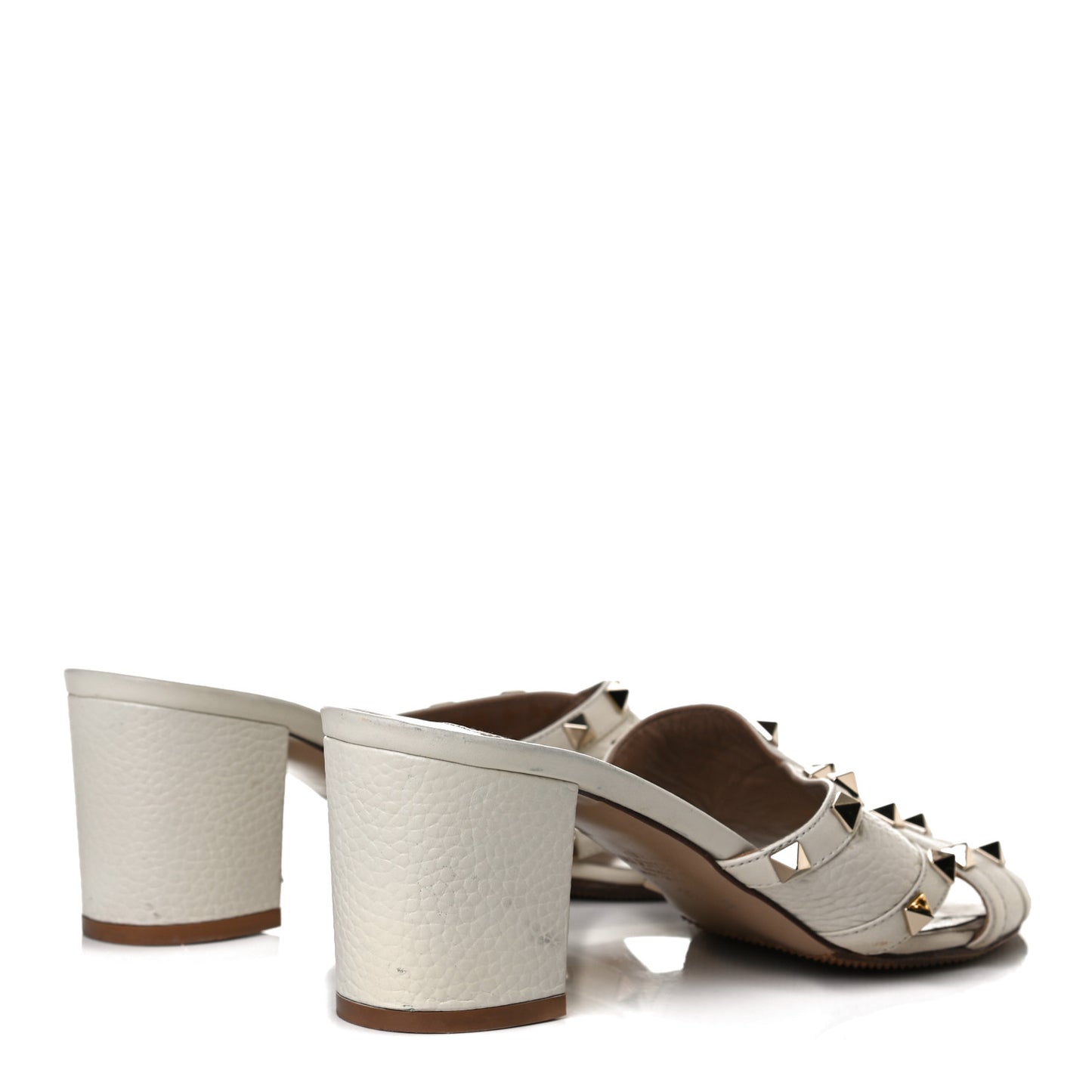 Pebbled Calfskin Rockstud Crisscross Slide 60mm Sandals 39 Ivory