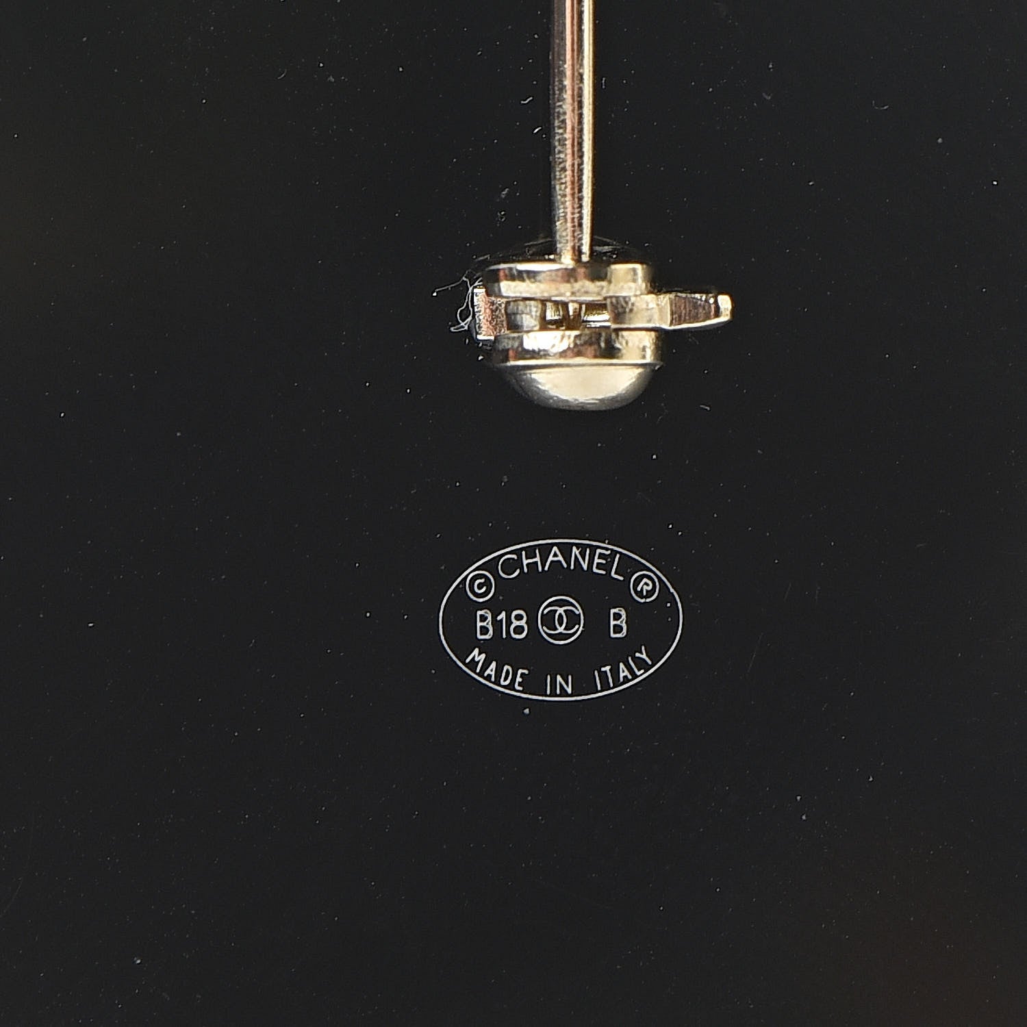 Chanel Resin Pearl Perfume Bottle CC Brooch Black Gold 4 of 5