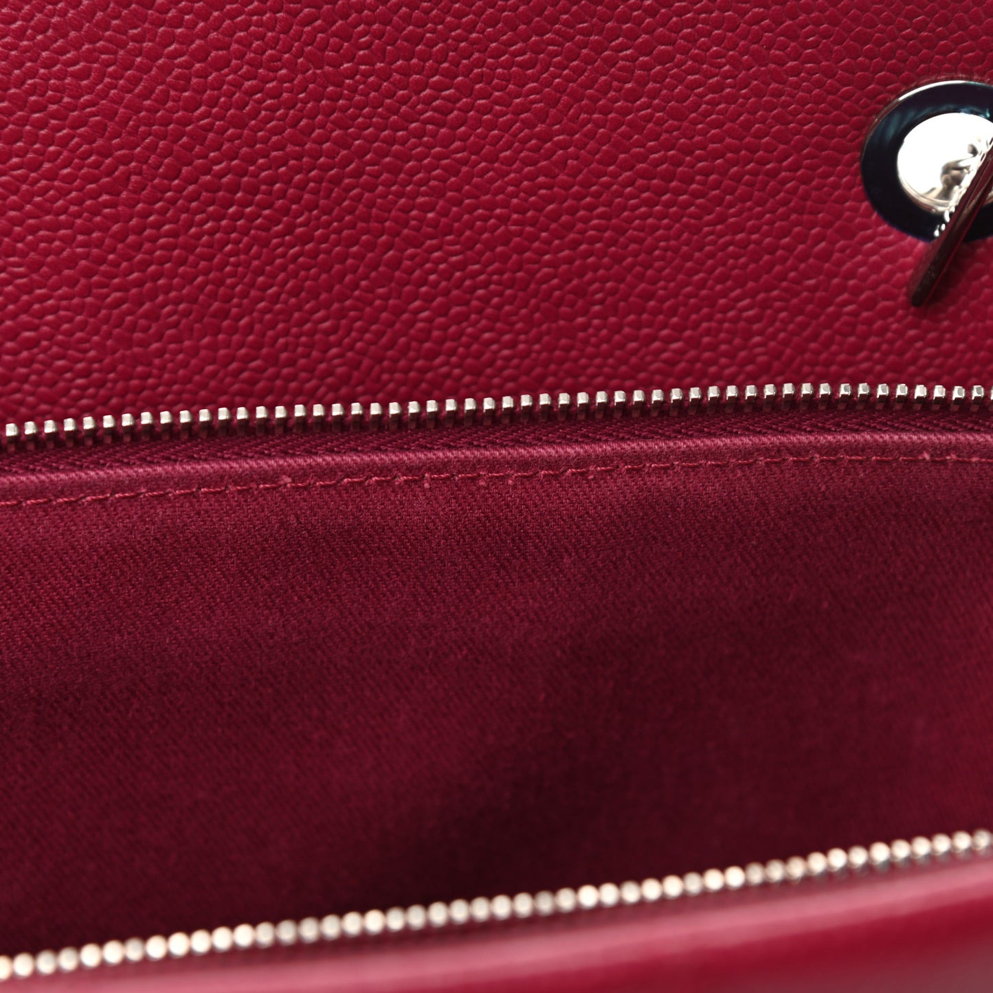 Caviar Quilted Timeless CC Shopping Tote Red