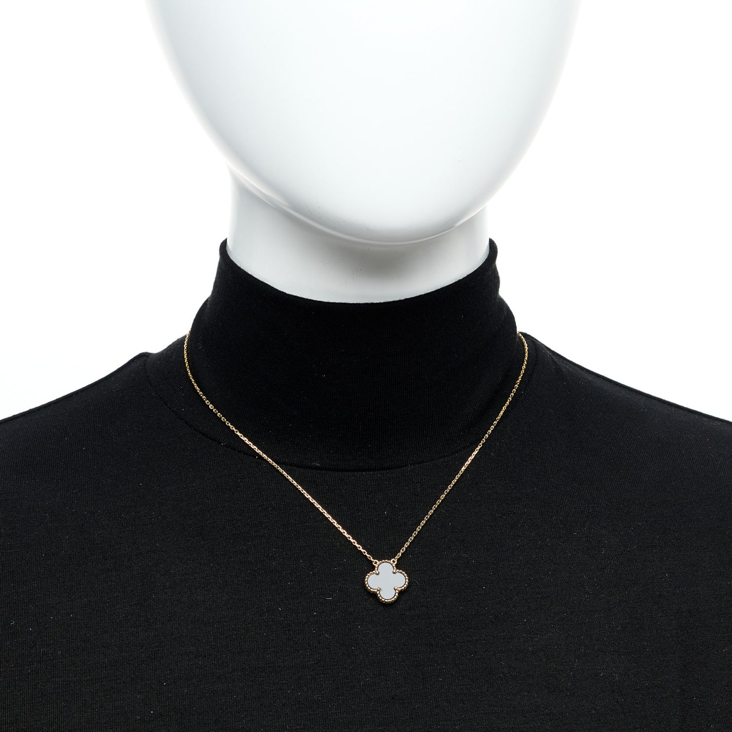 18K Yellow Gold Black Onyx Vintage Alhambra Pendant Necklace