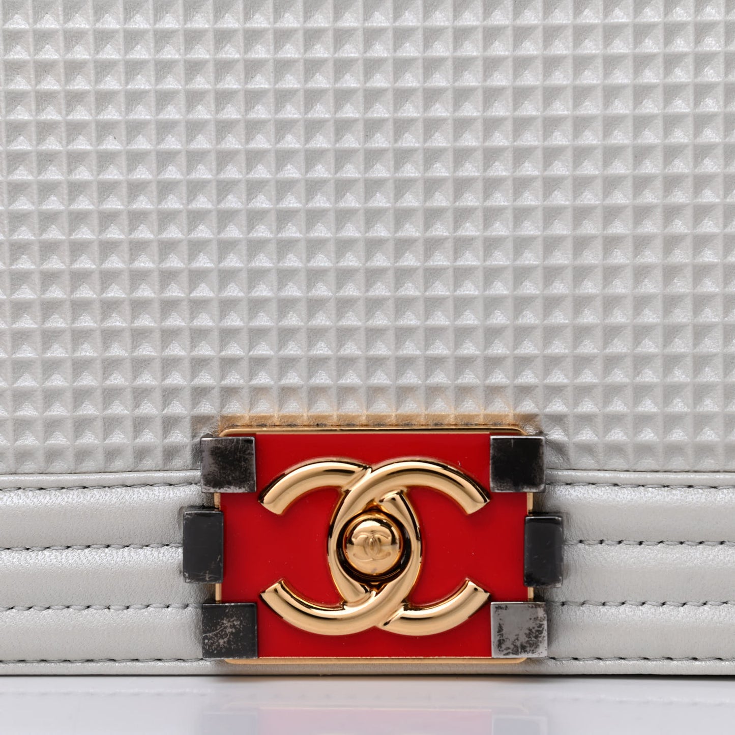 Lambskin Embossed New Medium Boy Cube Flap White