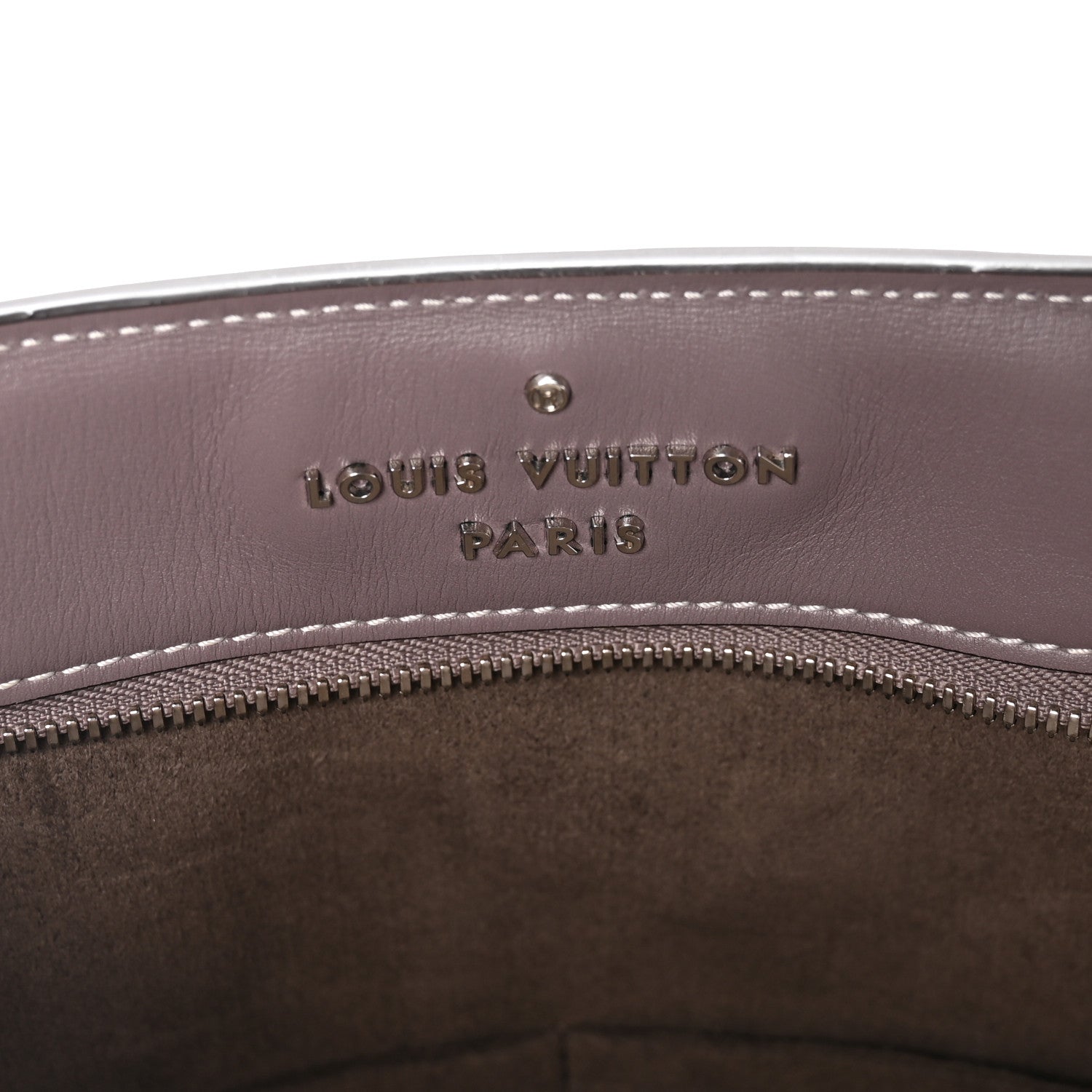 Louis Vuitton Veau Satin Holdall PM Gris 1822246 – FASHIONPHILE