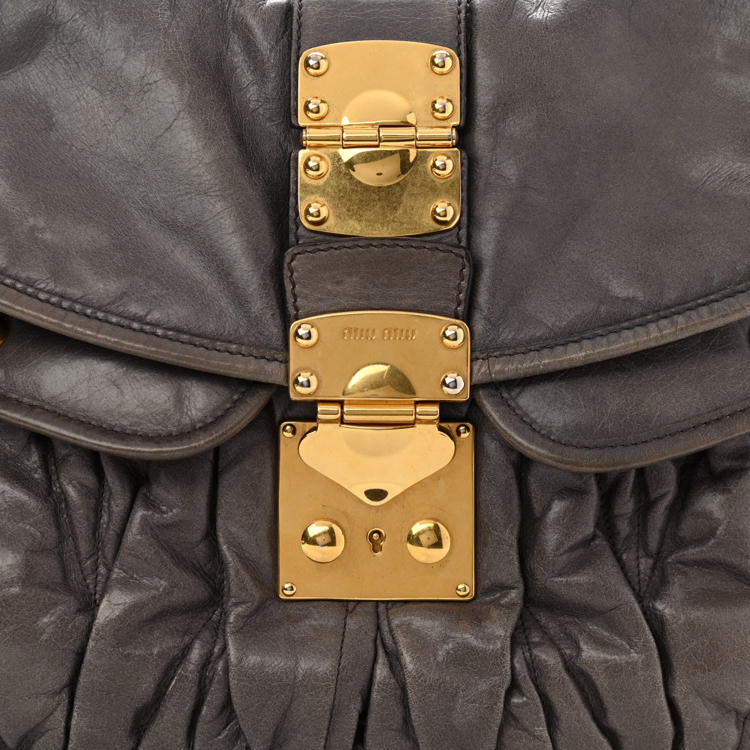 Miu Miu Nappa Matelasse Coffer Hobo Juta 9 of 15