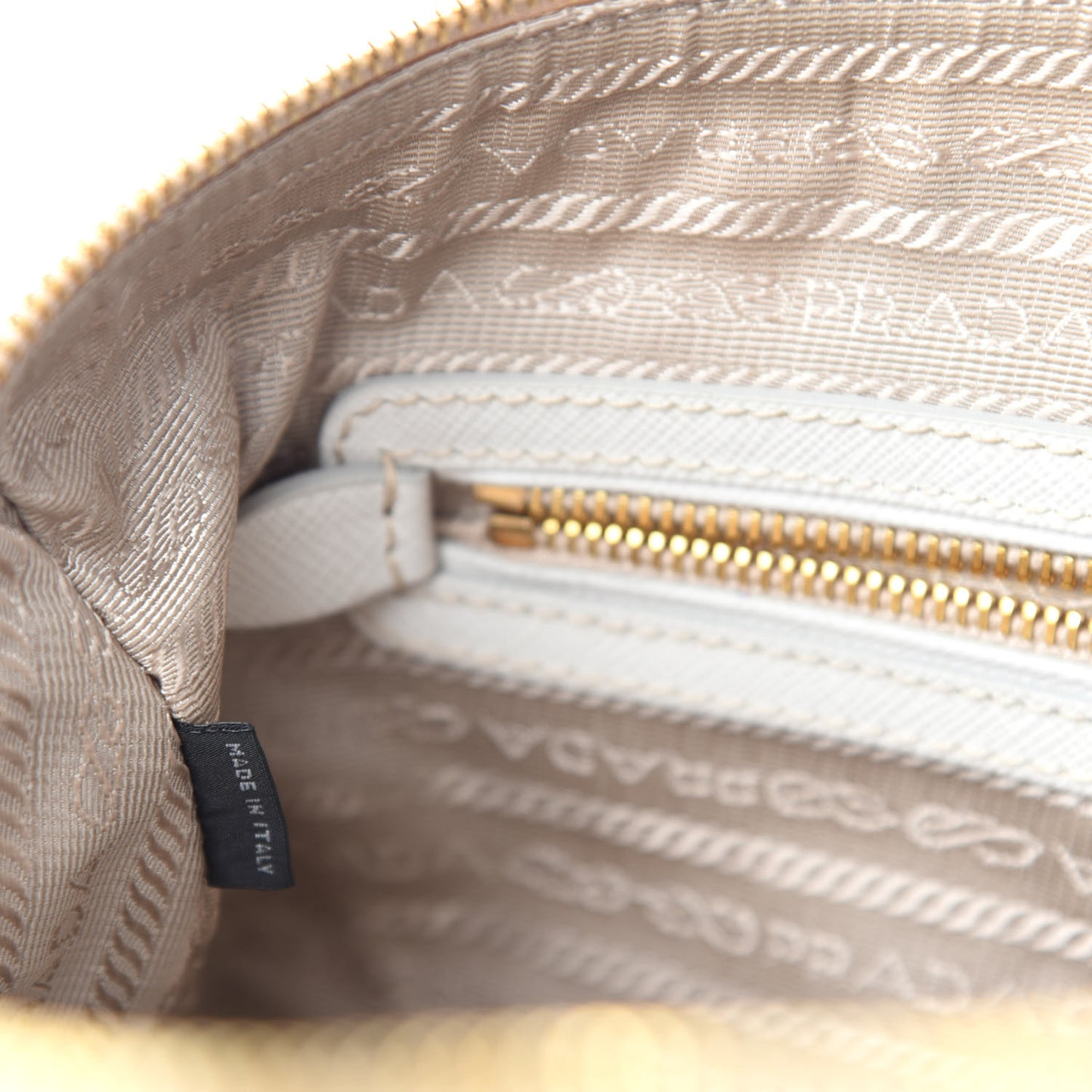 Saffiano Lux Bowler Bianco