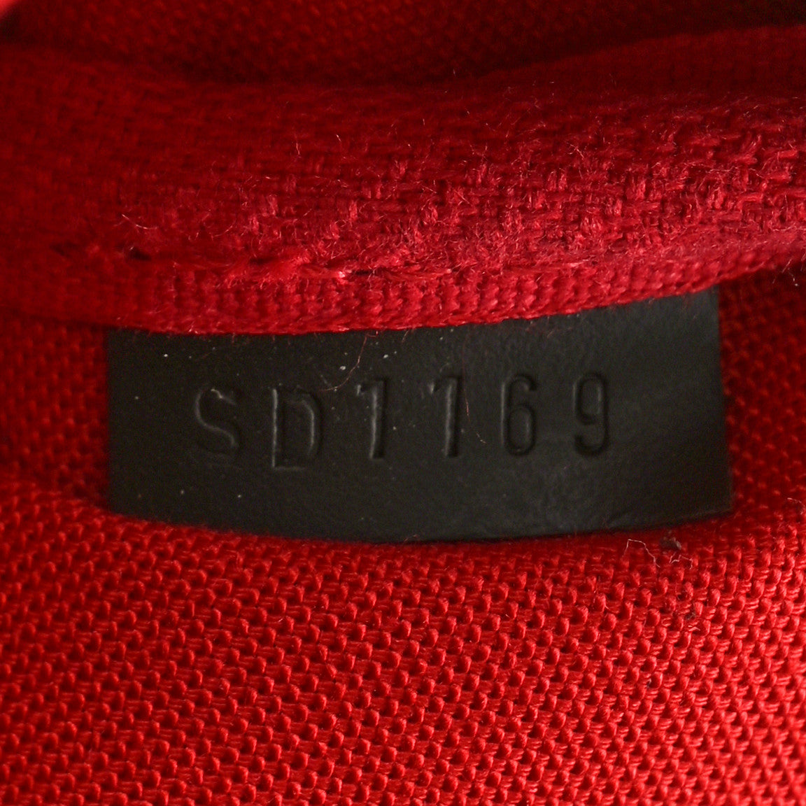 Louis Vuitton Damier Ebene Favorite MM 7 of 10