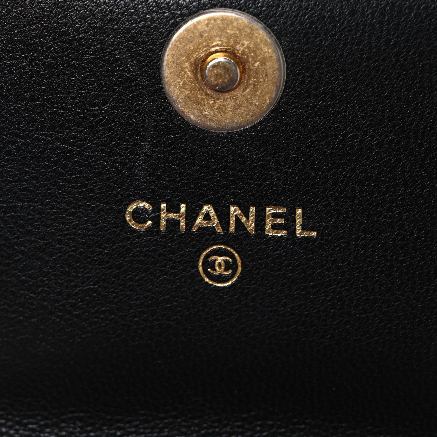 Lambskin Quilted Chanel 19 Phone Holder With Chain Black