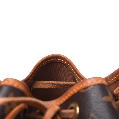Louis Vuitton Monogram Petit Noe 19 of 27