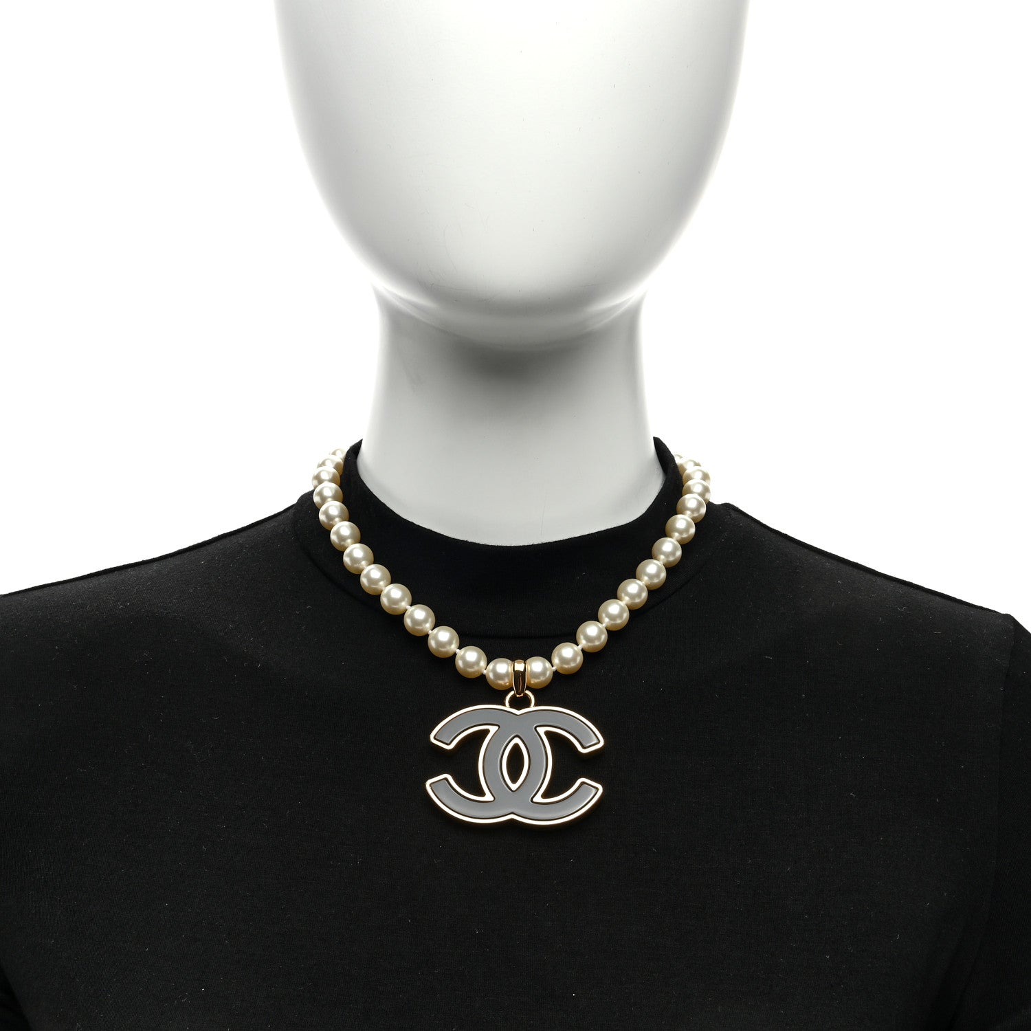 Chanel Pearl Resin CC Short Necklace Gold Black 2 of 5