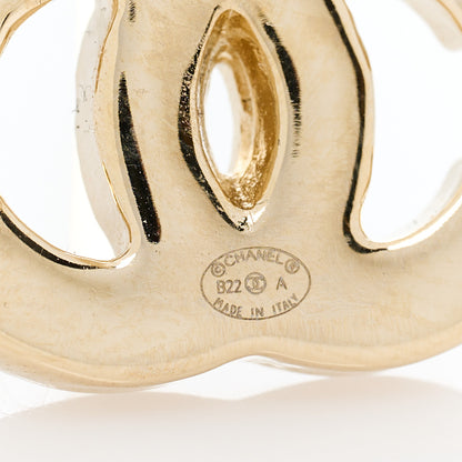 Chanel Metal Enamel CC Earrings Black Gold 4 of 4