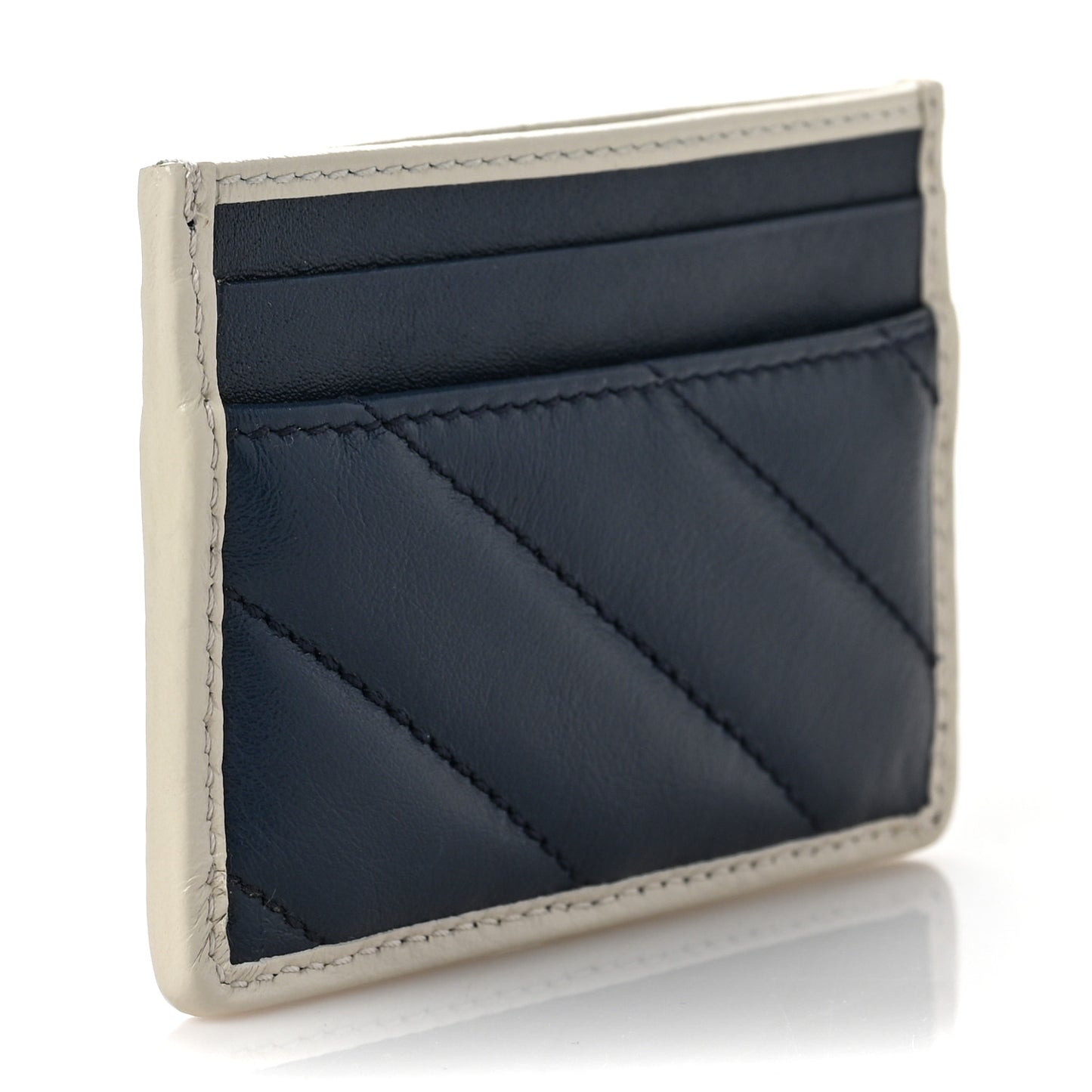 Vintage Effect Calfskin Matelasse Diagonal Torchon GG Marmont Card Holder Blue Agata Mystic White