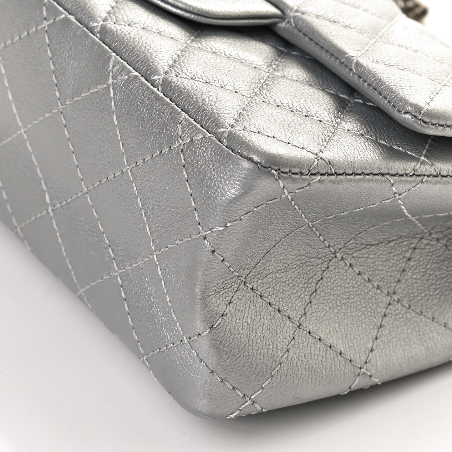 Metallic Grained Calfskin Quilted 2.55 Reissue Mini Flap Silver