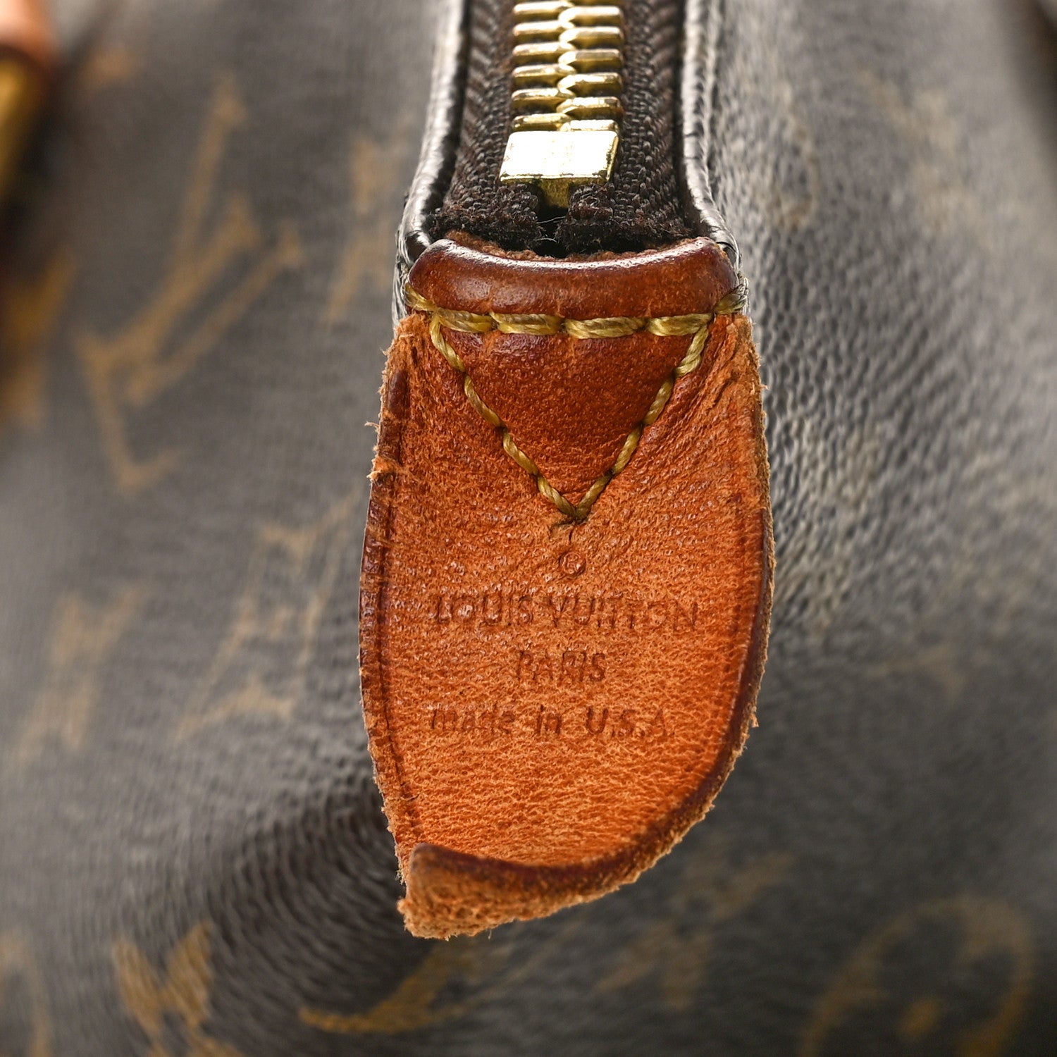 Louis Vuitton Monogram Totally MM 6 of 17