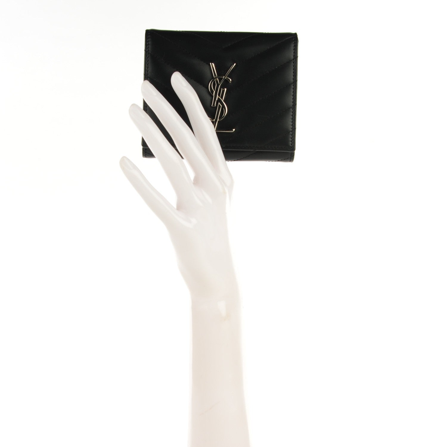 Saint Laurent Grain De Poudre Matelasse Chevron Monogram Compact Wallet Black 2 of 7