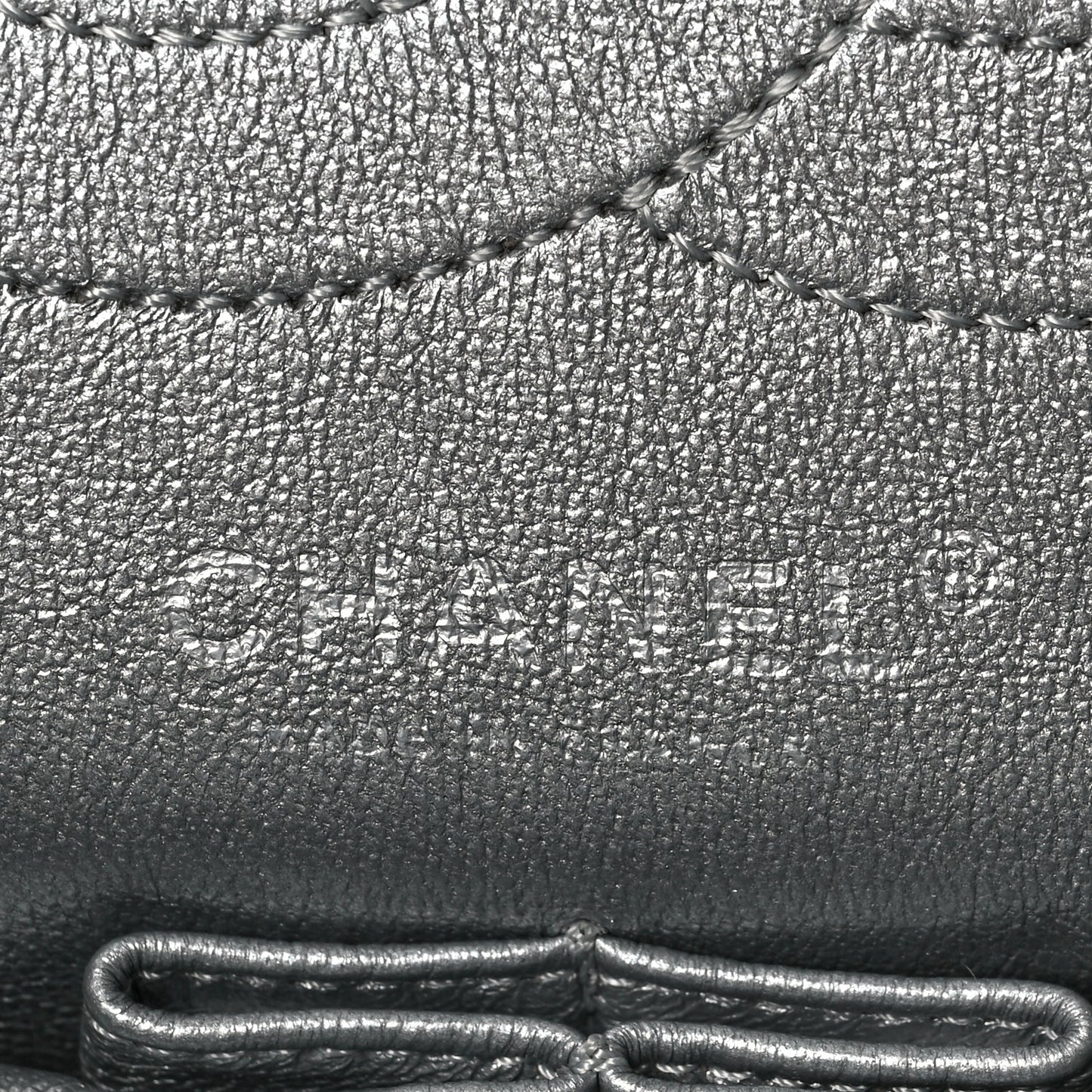 Metallic Aged Calfskin Quilted 2.55 Reissue 225 Flap Silver