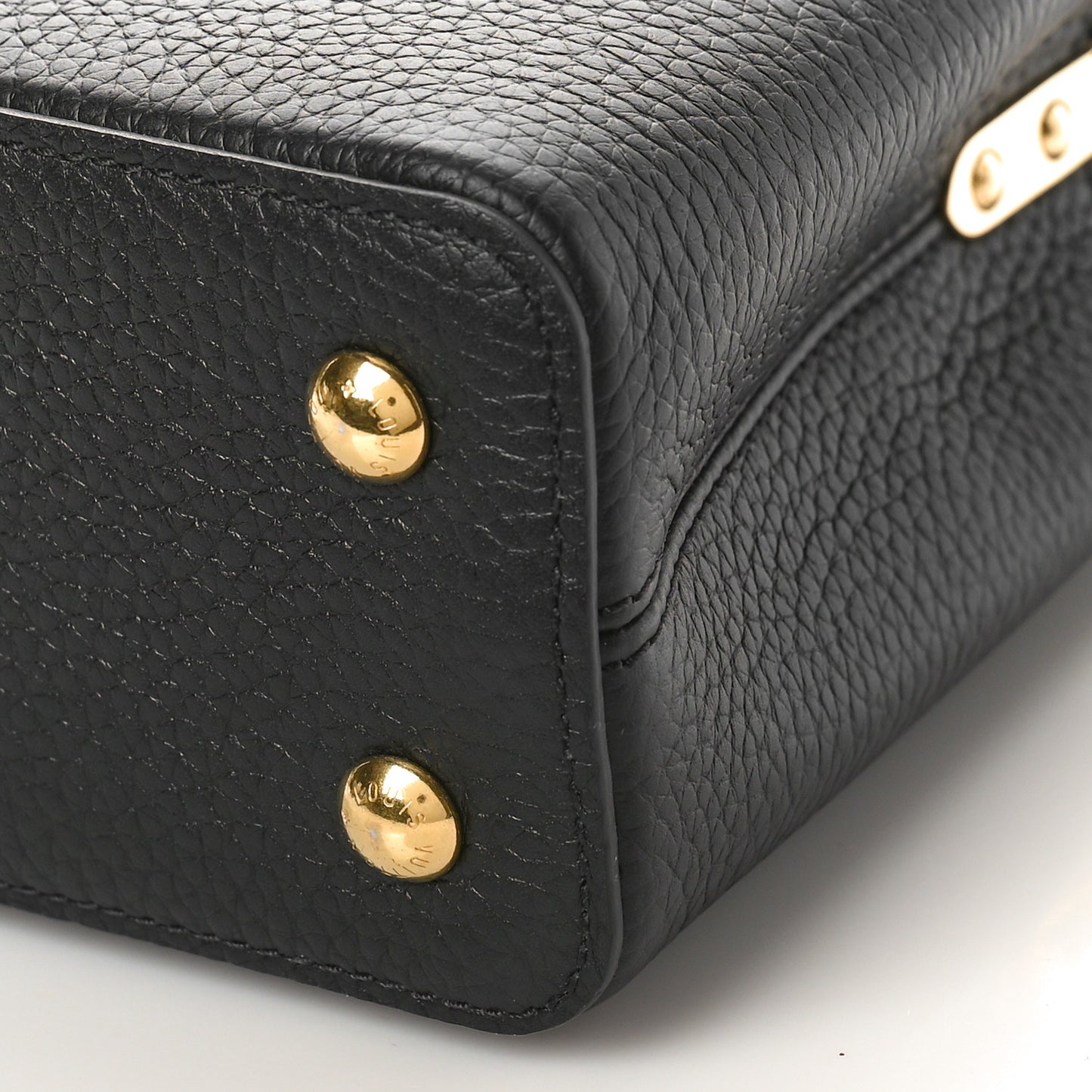 Taurillon Mini Capucines Black