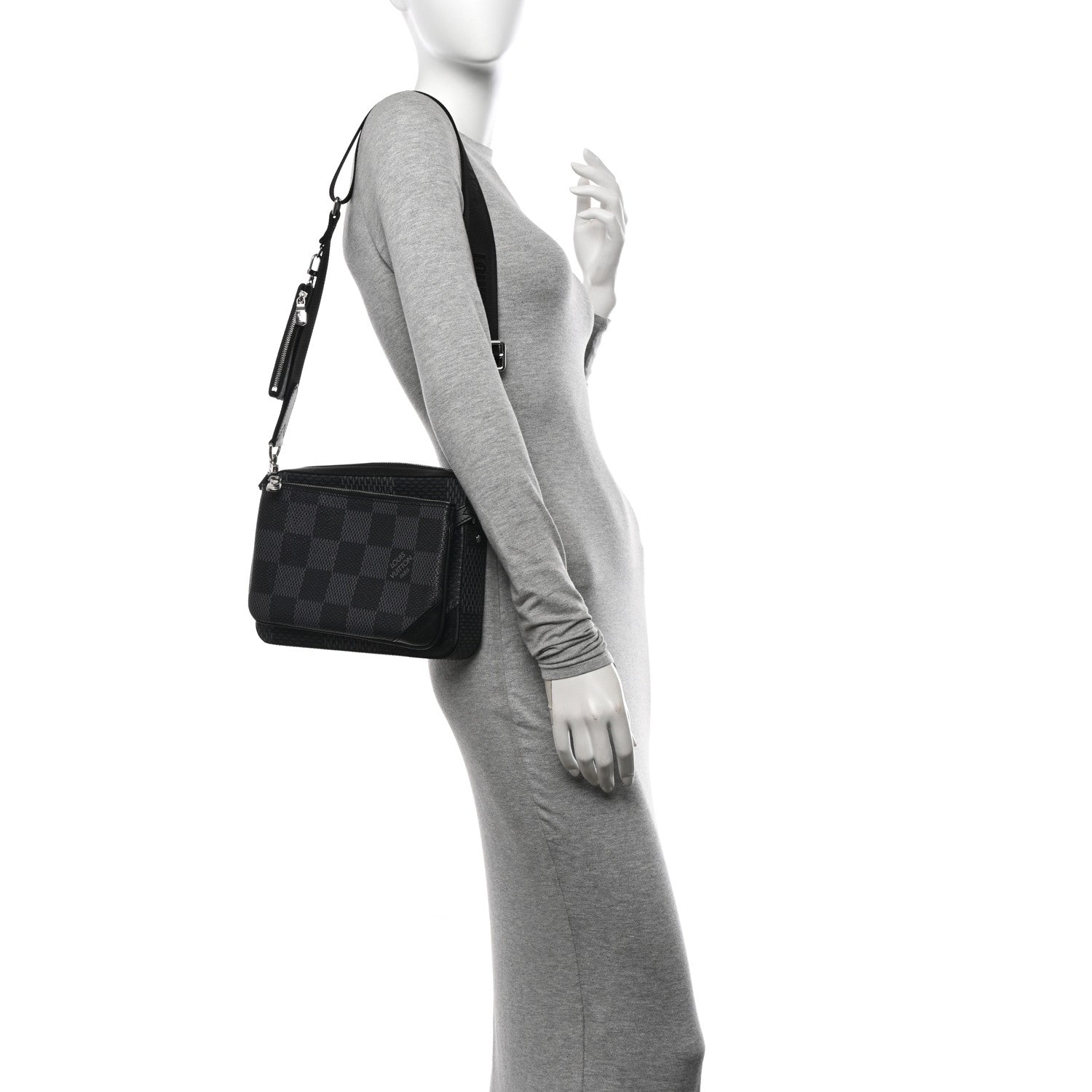 Louis Vuitton Damier Graphite 3D Trio Messenger 2 of 9