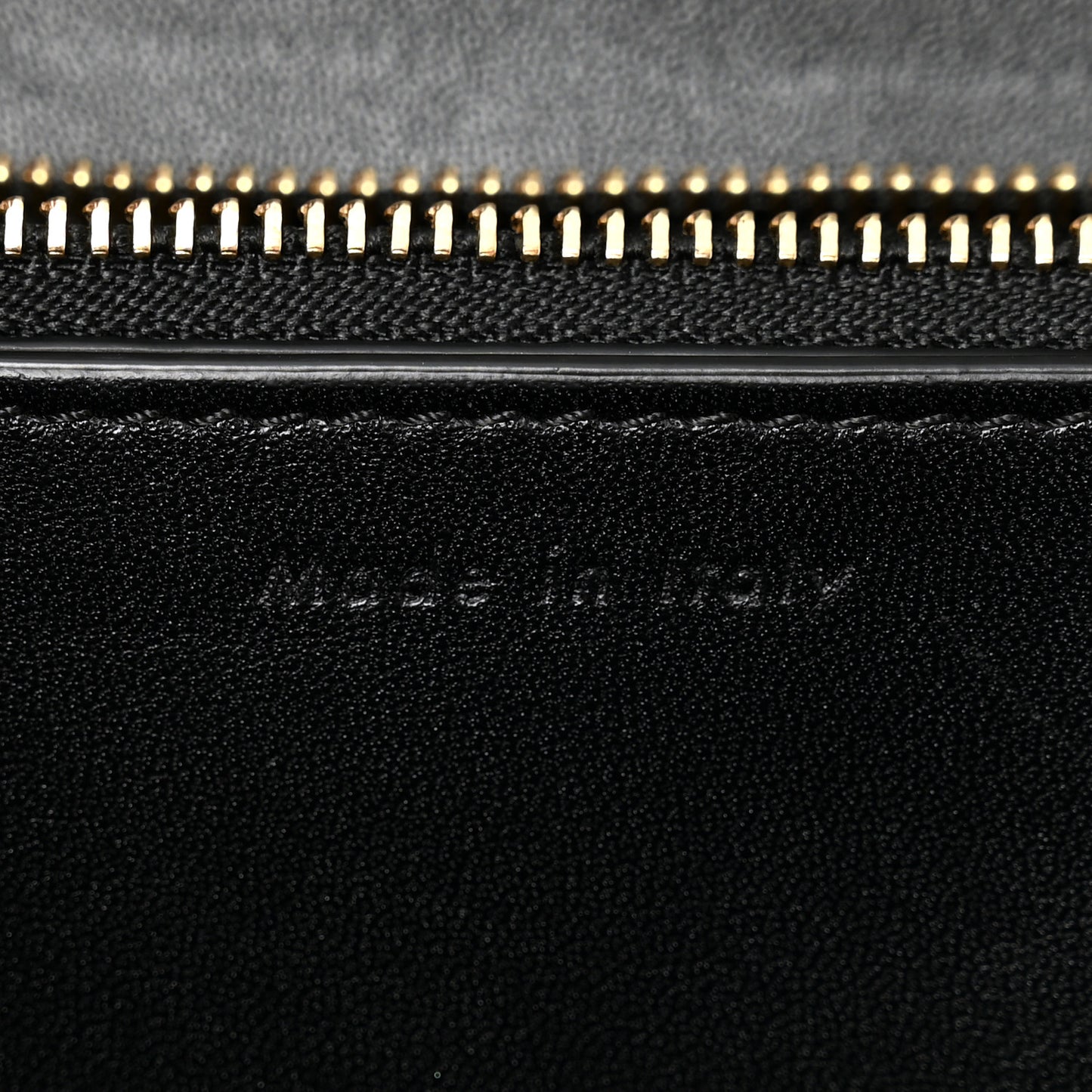 Box Calfskin Medium Classic Box Flap Bag Black