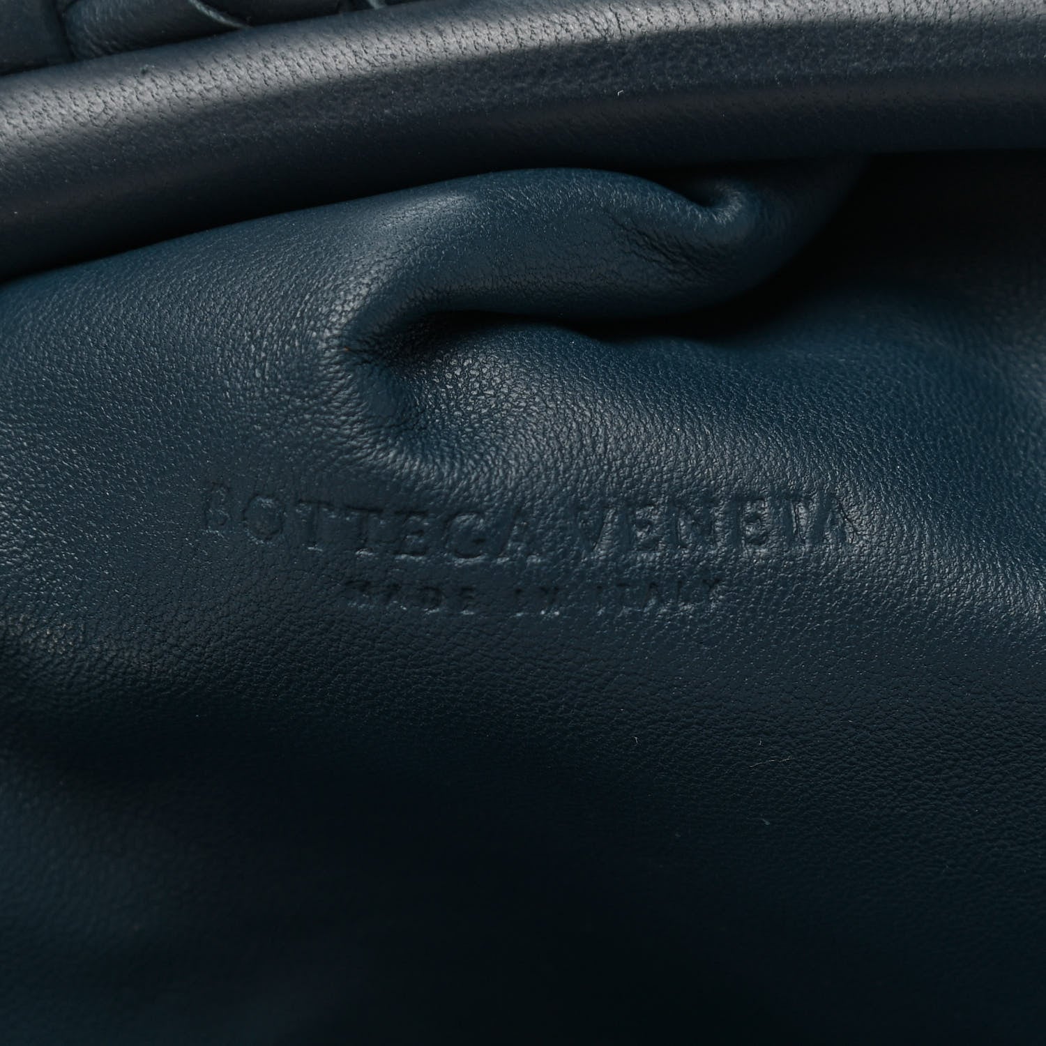Bottega Veneta Nappa Maxi Intrecciato The Pouch Oversized Clutch Deep Blue 6 of 9