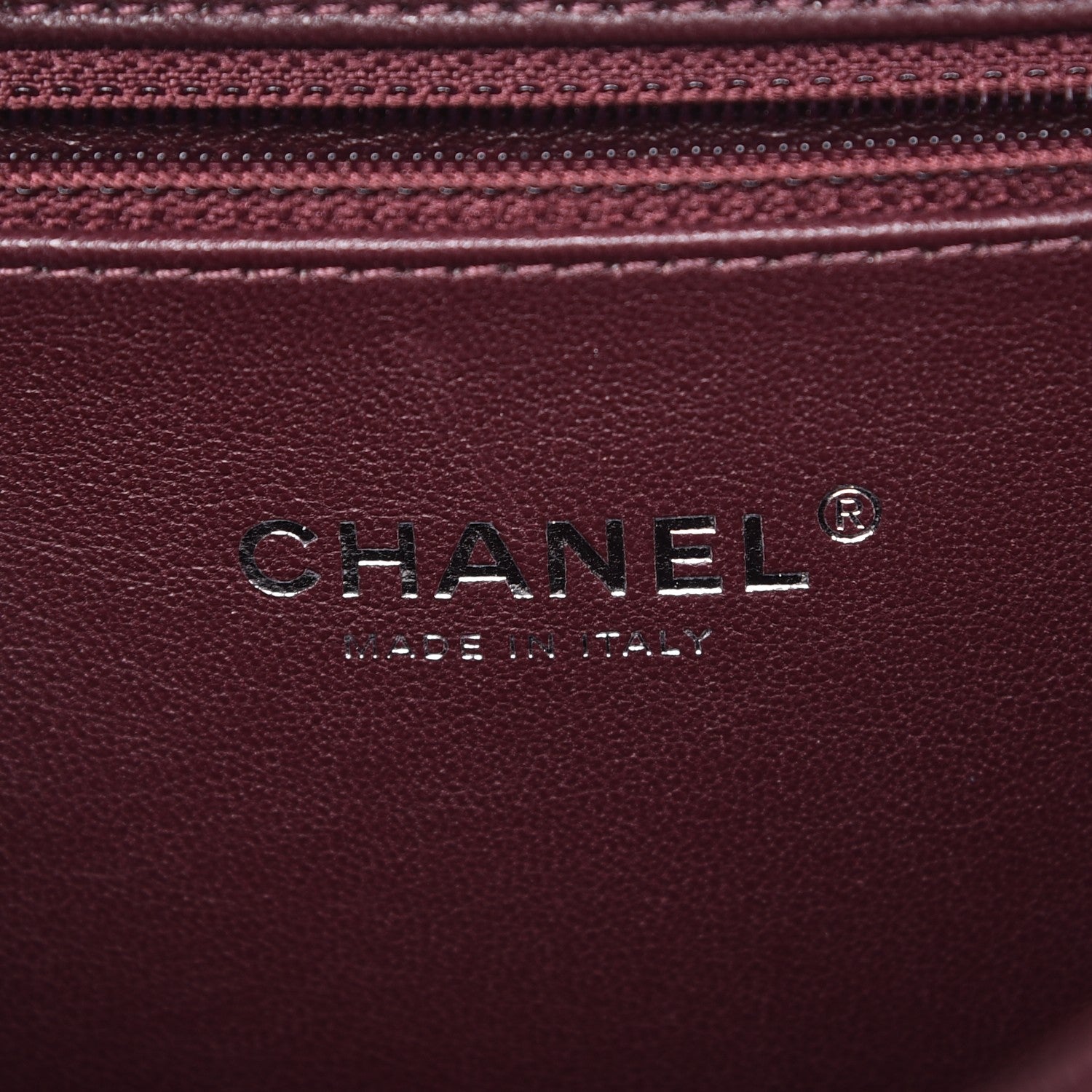 Chanel Metallic Caviar Quilted Medium CC Filigree Vanity Case Silver 7 of 8