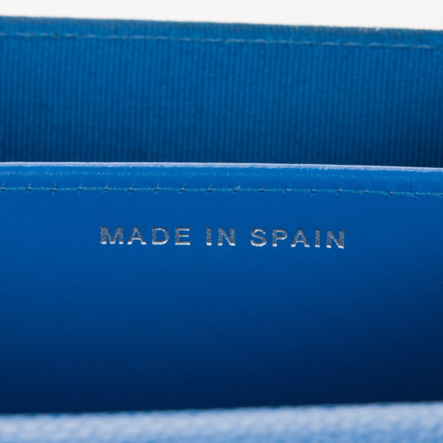 Caviar Quilted Card Holder Blue