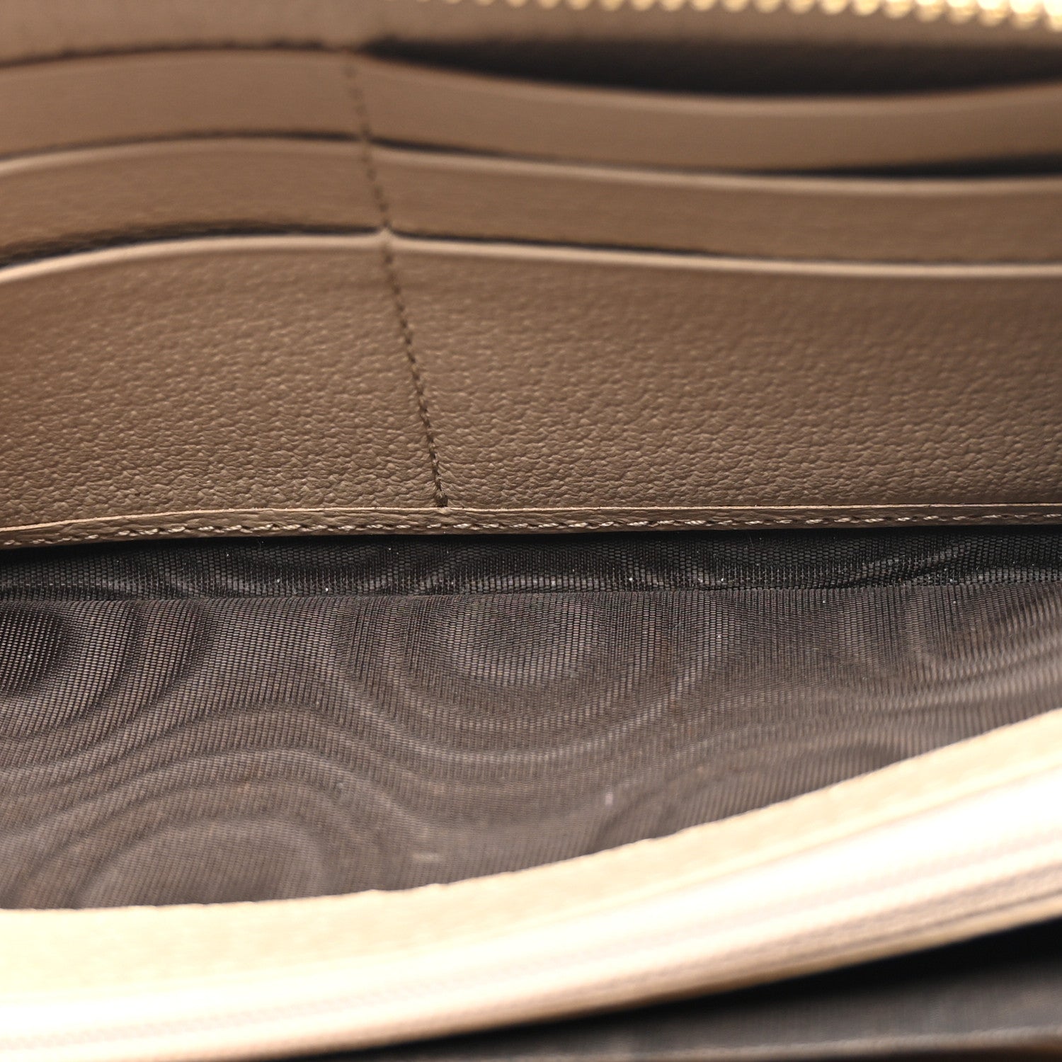 Gucci GG Supreme Monogram Textured Dollar Calfskin Web Ophidia Zip Around Wallet Beige Mystic White Oatmeal 5 of 8