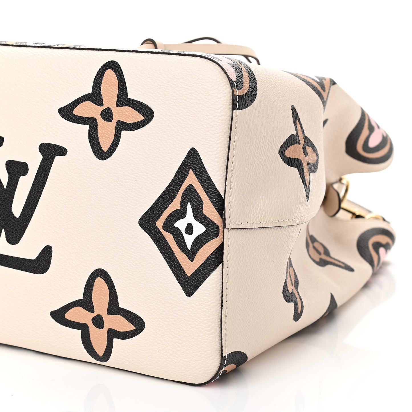 Monogram Giant Wild At Heart Neonoe MM Creme