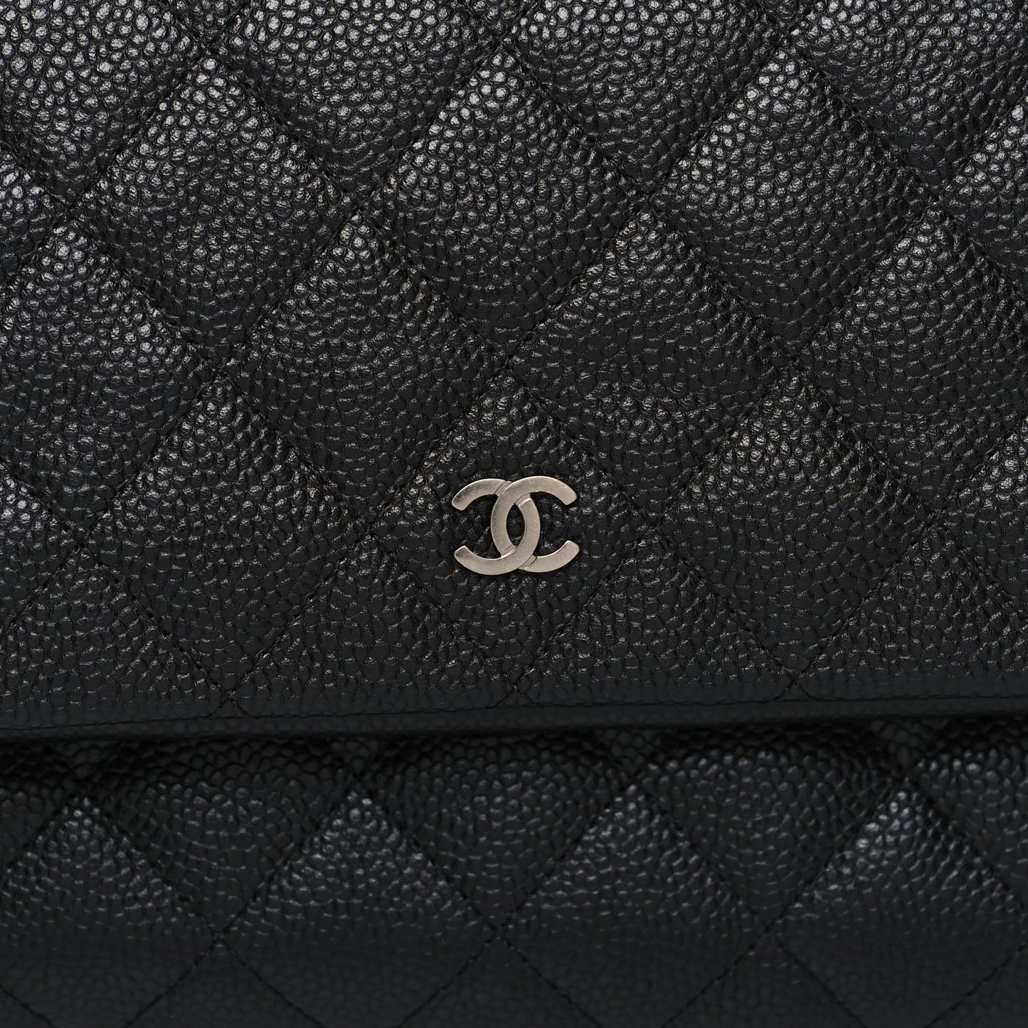 Caviar Quilted CC Beauty Clutch Black