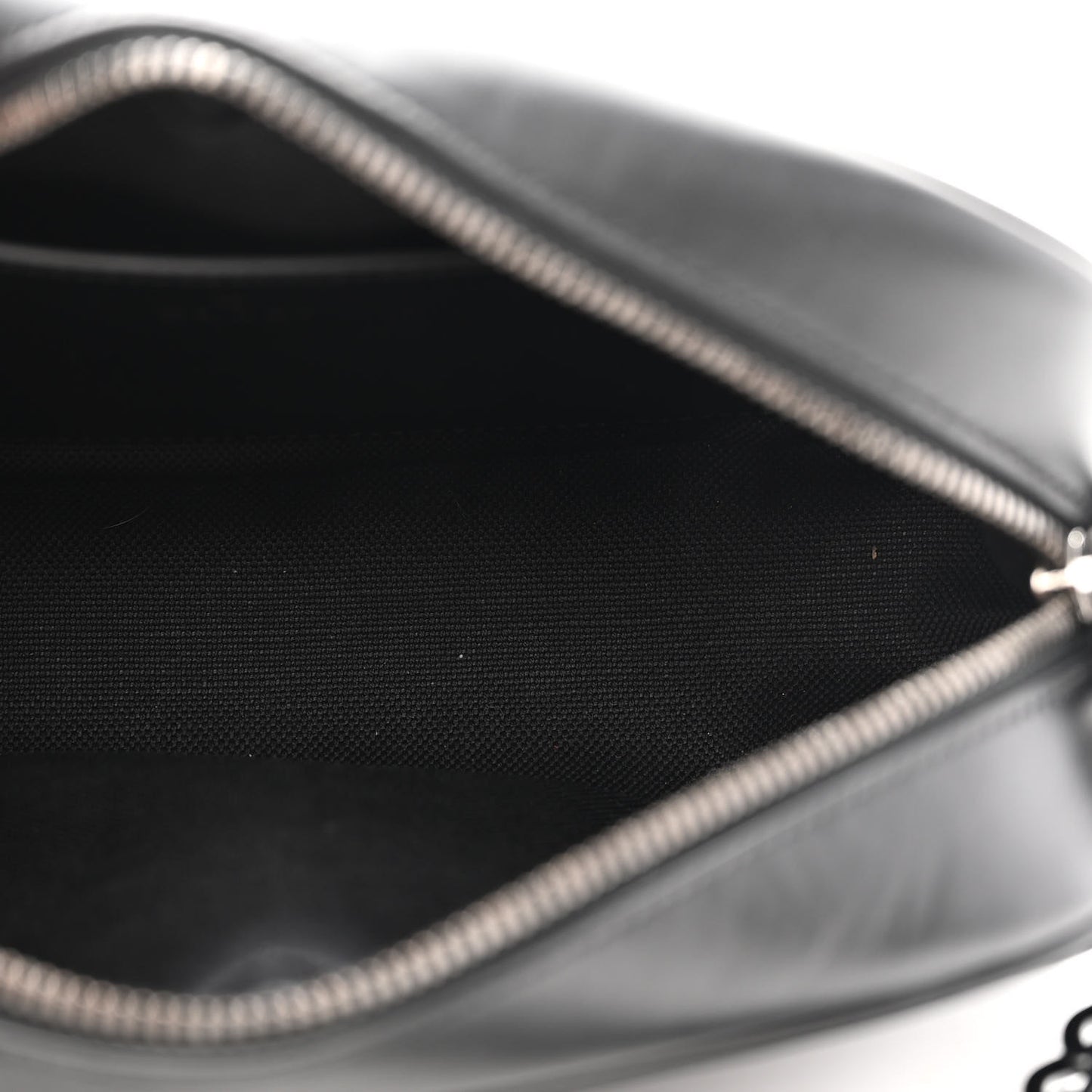 Calfskin Matelasse Monochrome Small GG Marmont Chain Shoulder Bag Black