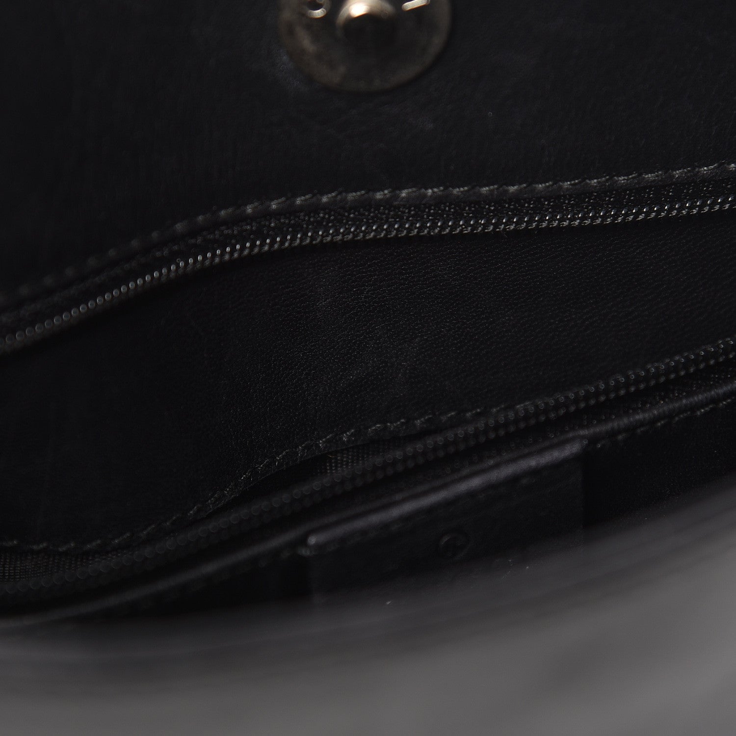 Gucci Calfskin Shoulder Bag Black 11 of 16