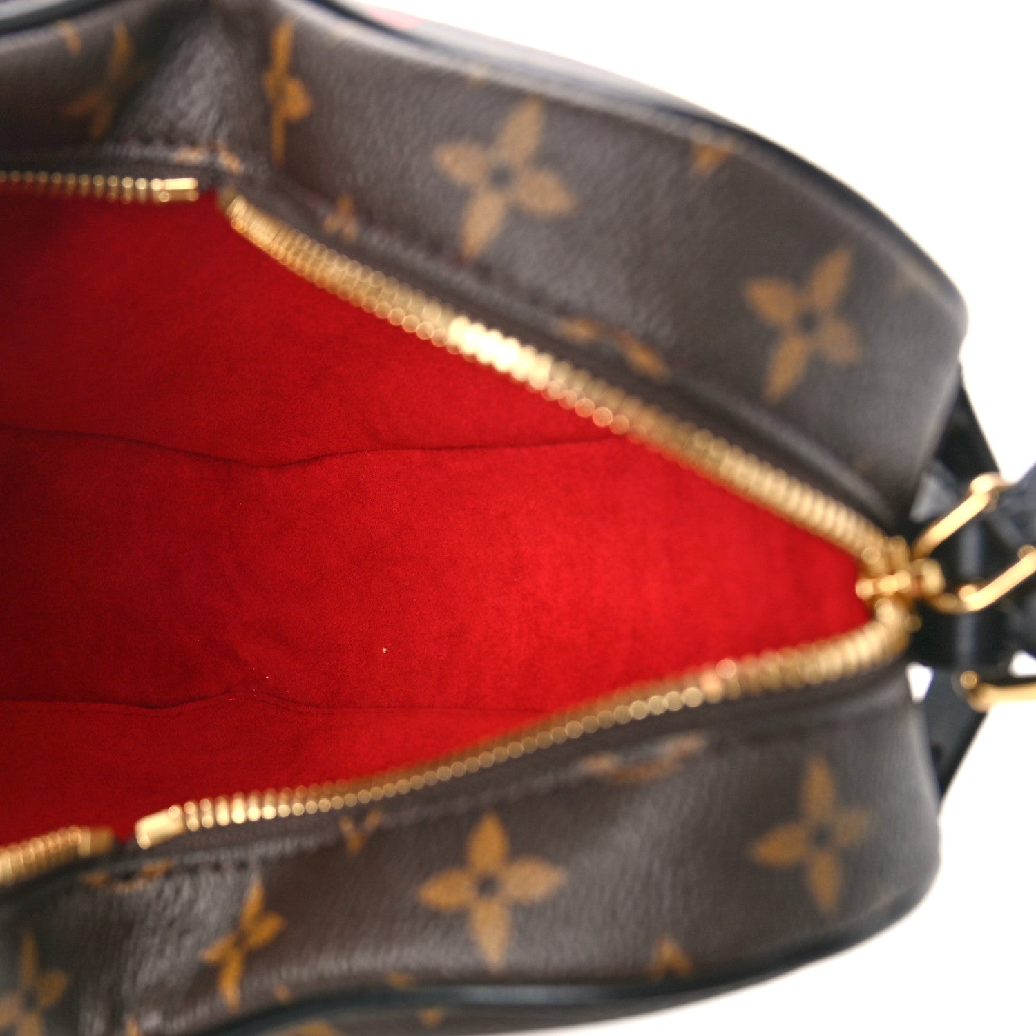 Louis Vuitton Monogram Fall In Love Sac Coeur 5 of 7