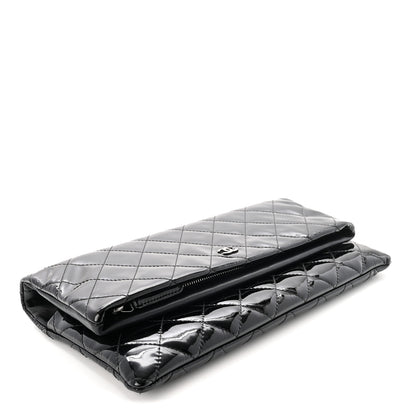 Chanel Patent Calfskin Quilted Beauty CC Clutch Black 4 of 7