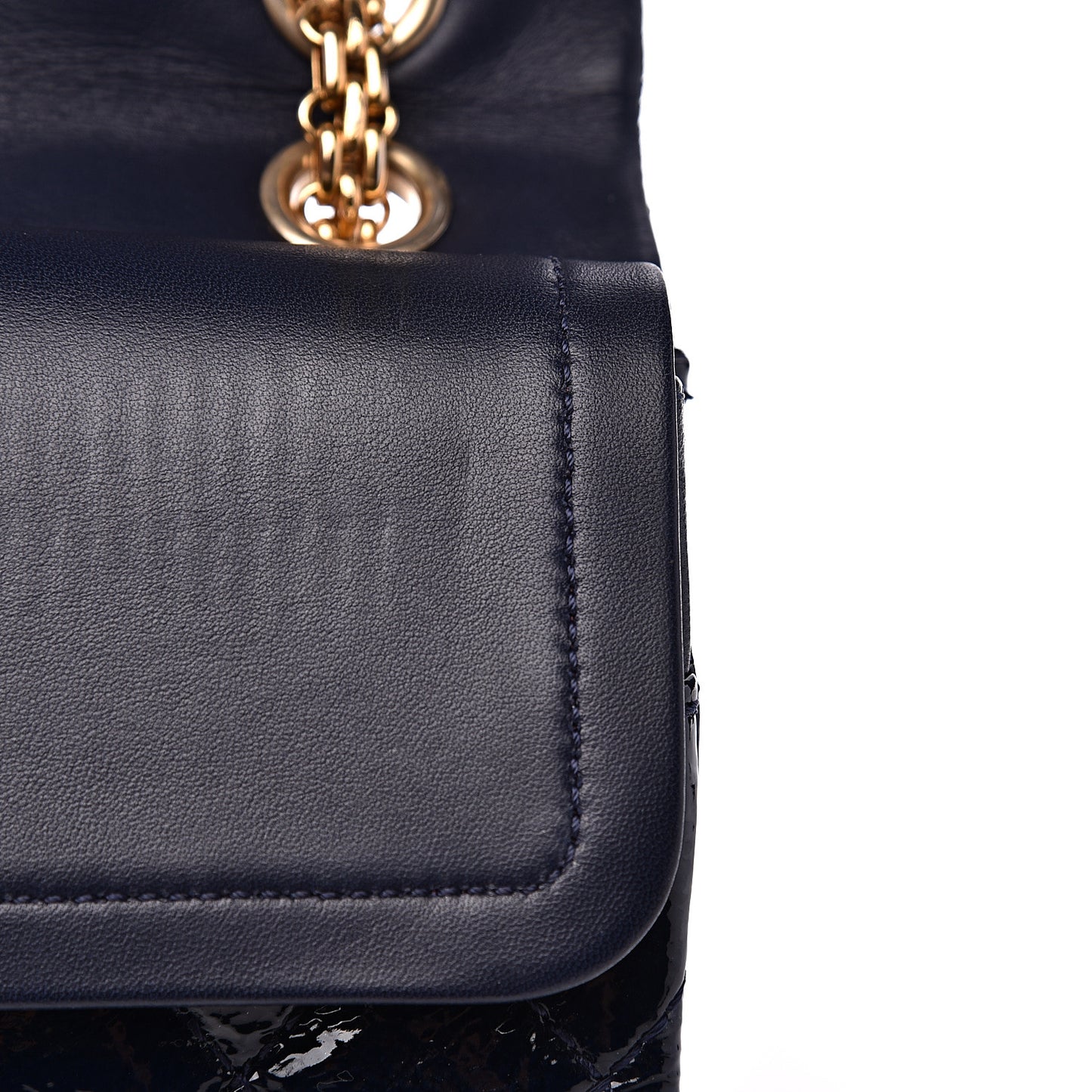 Distressed Patent Quilted 2.55 Reissue 226 Flap Navy