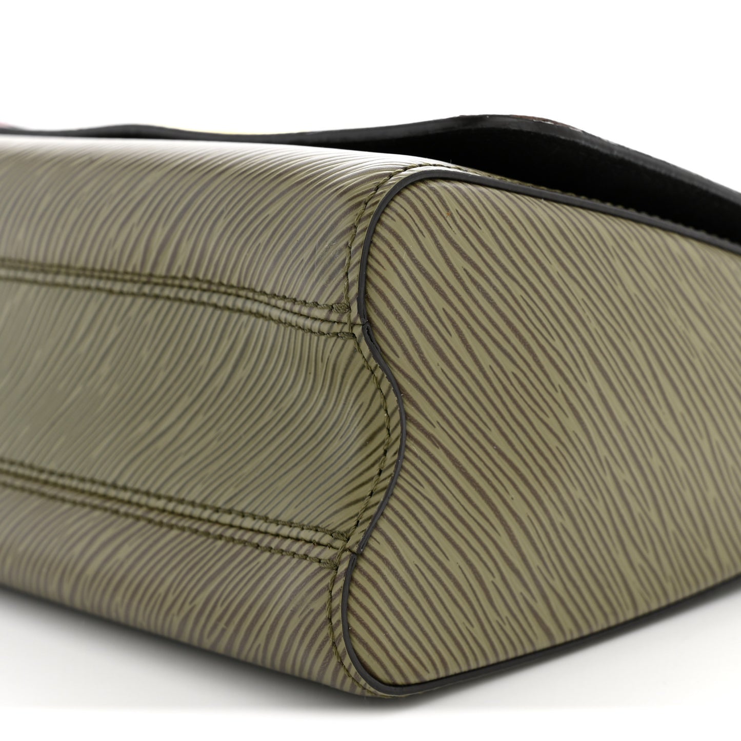 Epi Monogram Kabuki Twist Shoulder Bag MM Green