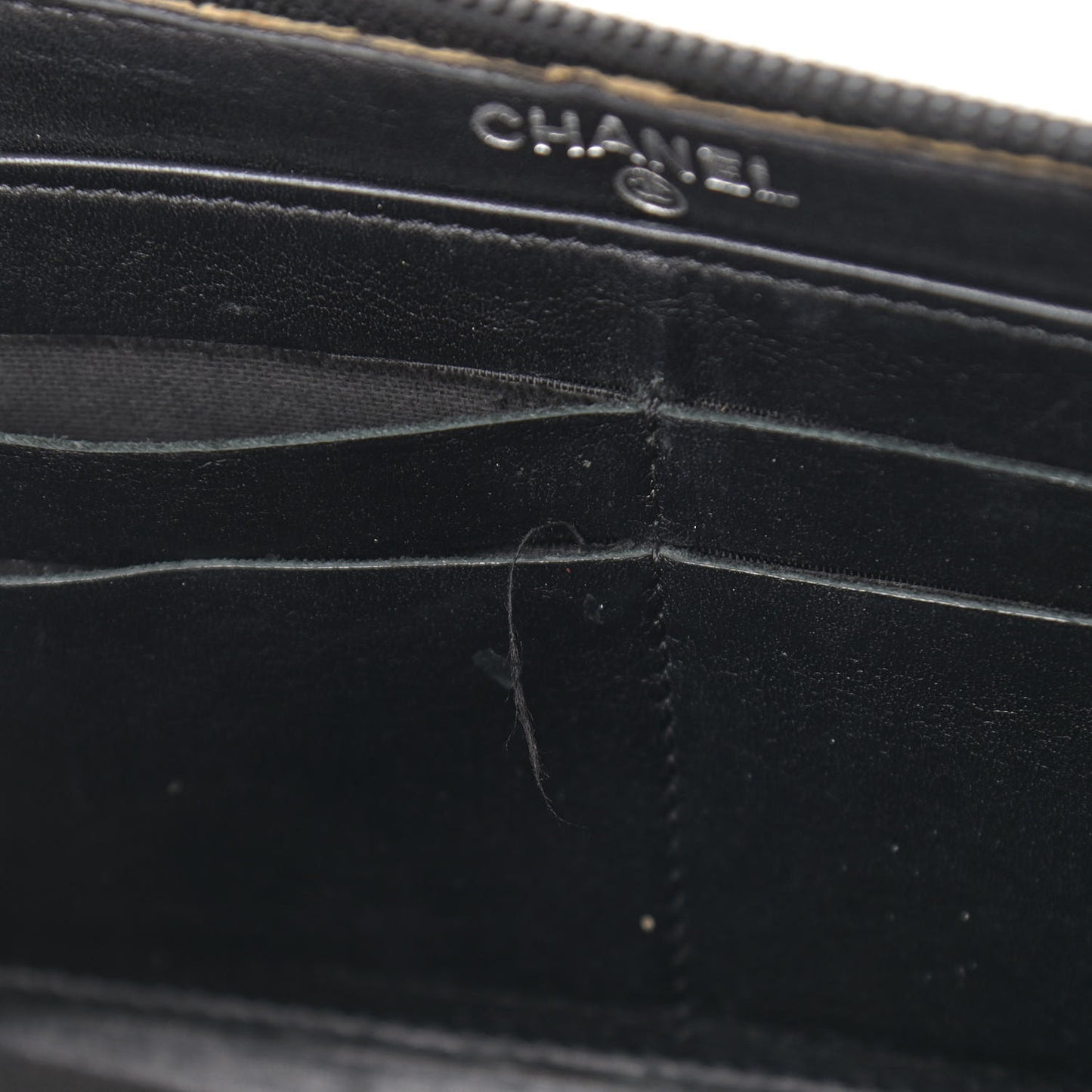 Patent Large Gusset CC Zip Wallet Black