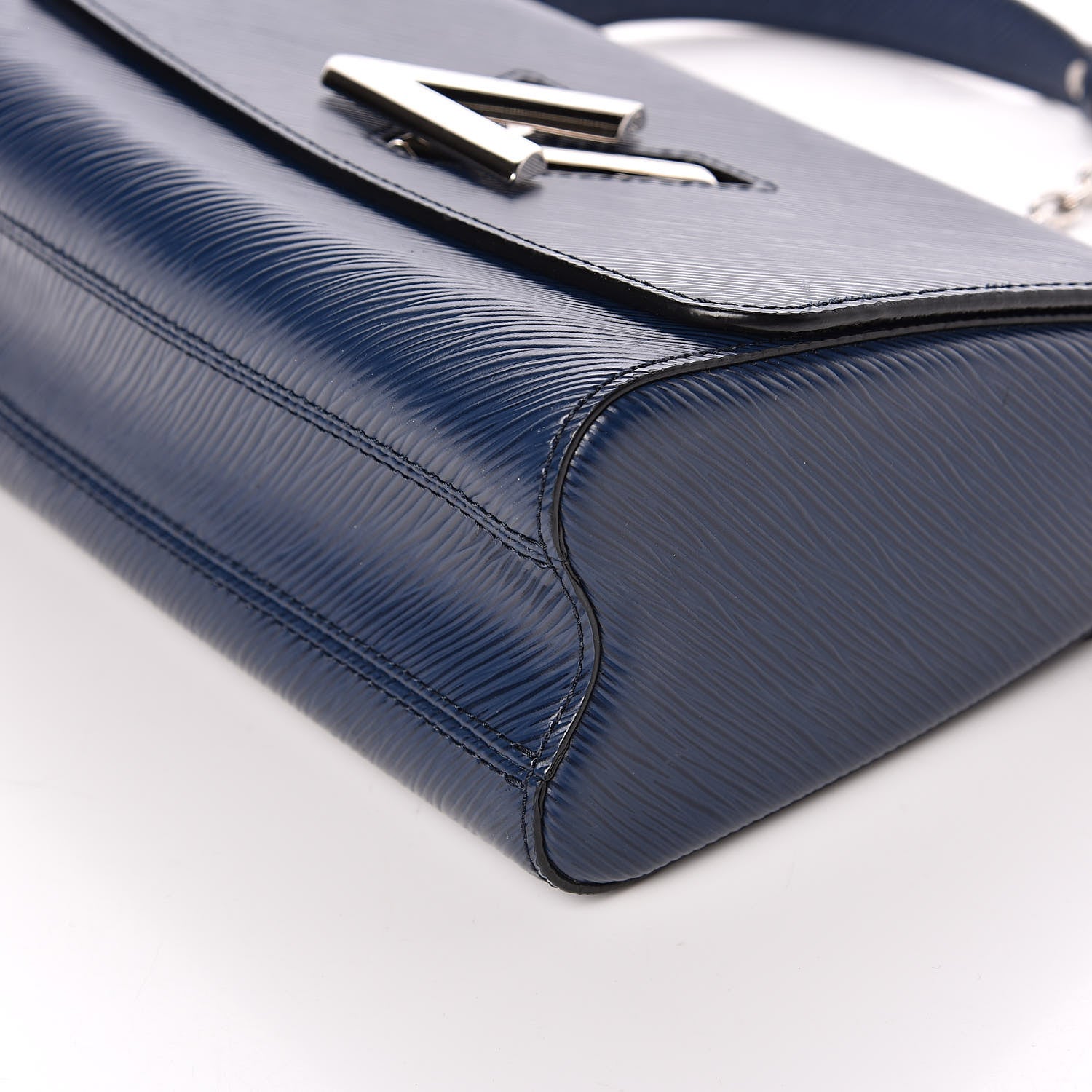 Louis Vuitton Epi Twist Shoulder Bag MM Indigo 8 of 9