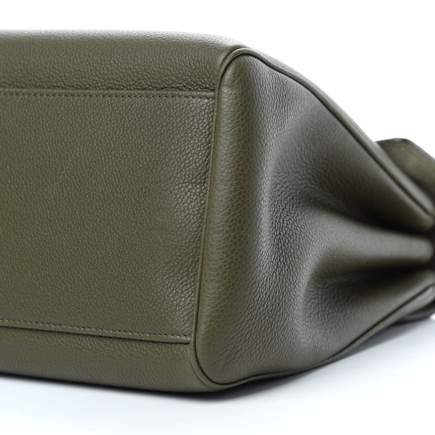 Grained Calfskin Medium Soft 16 Bag Dark Olive