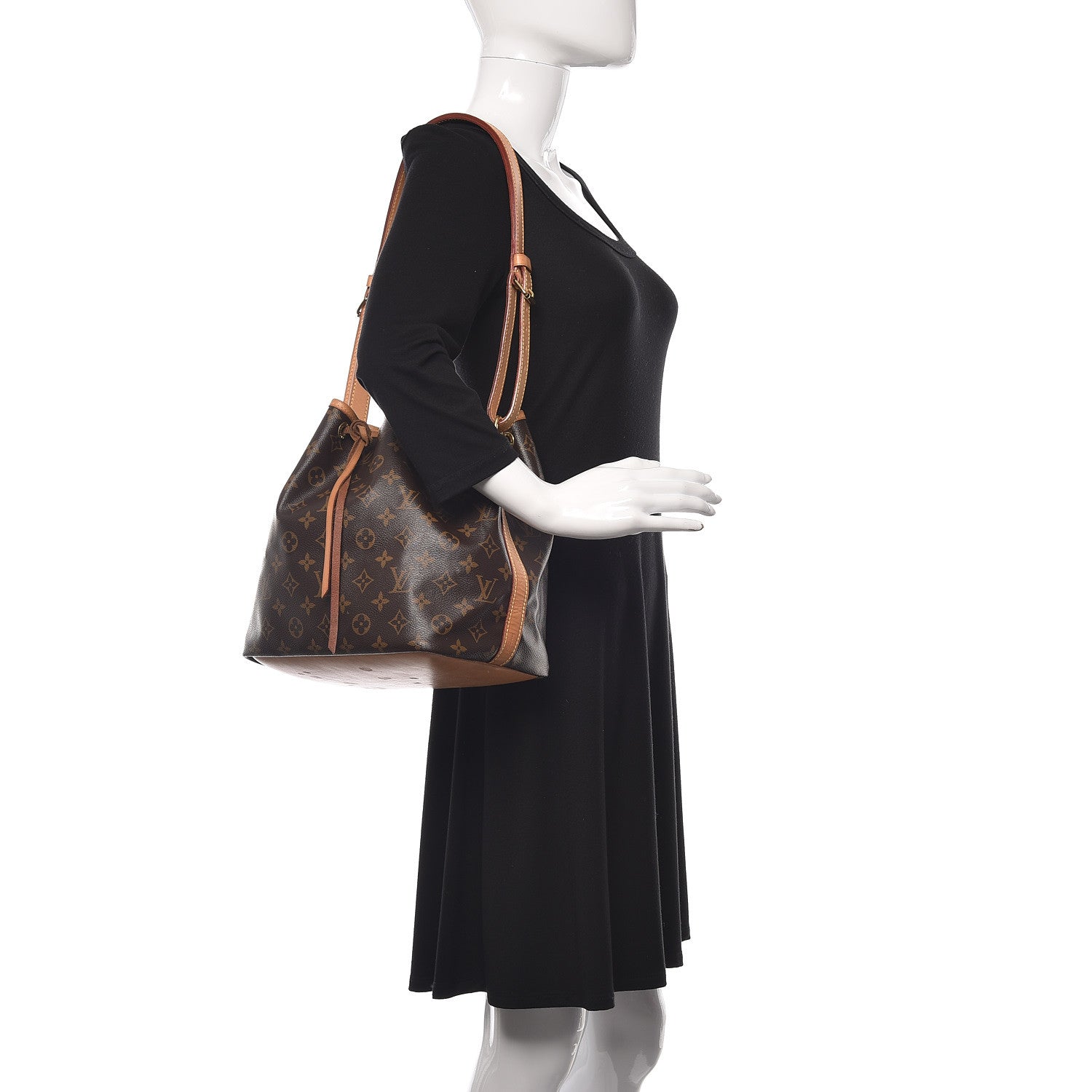 Louis Vuitton Monogram Petit Noe 2 of 15